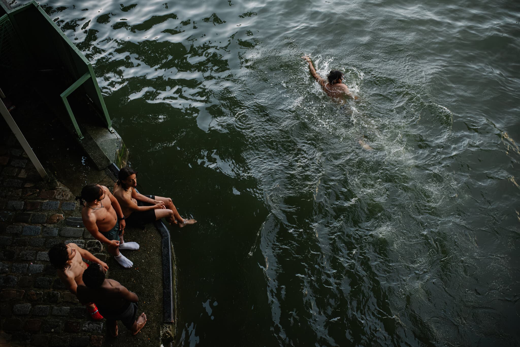 To Escape Record Heat, the French Are Taking to Water. Both Have Been Deadly.