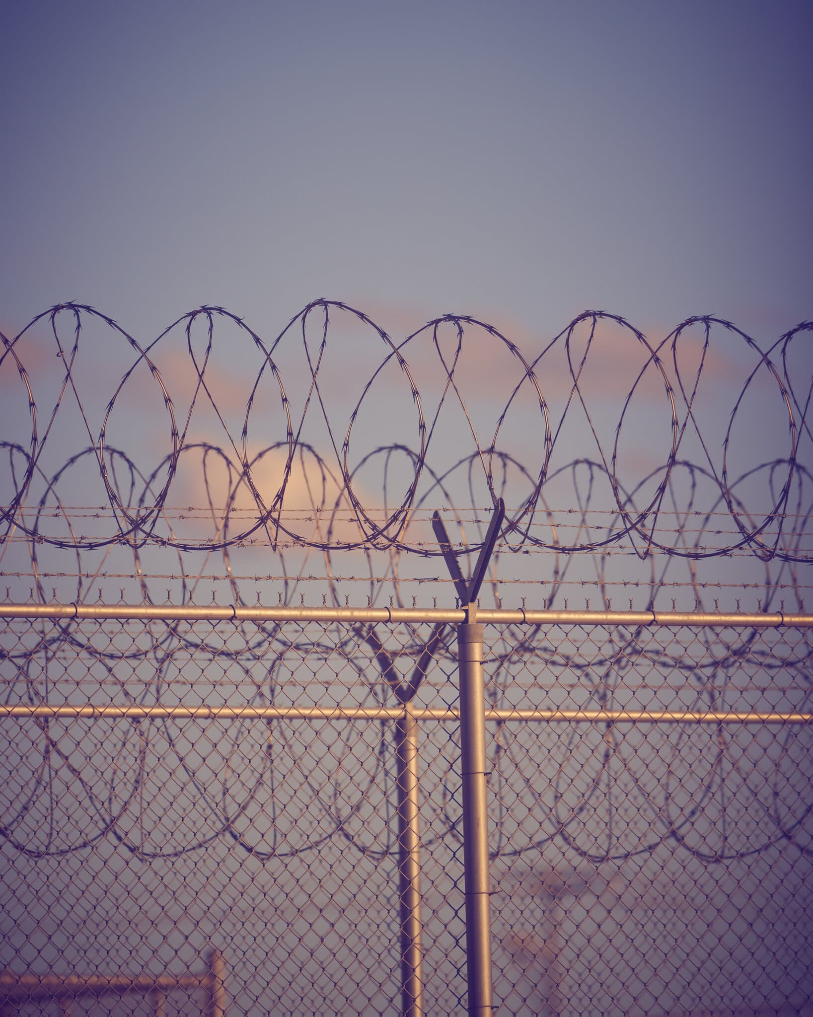The Terrifying Housing Problem of Immigration Detention