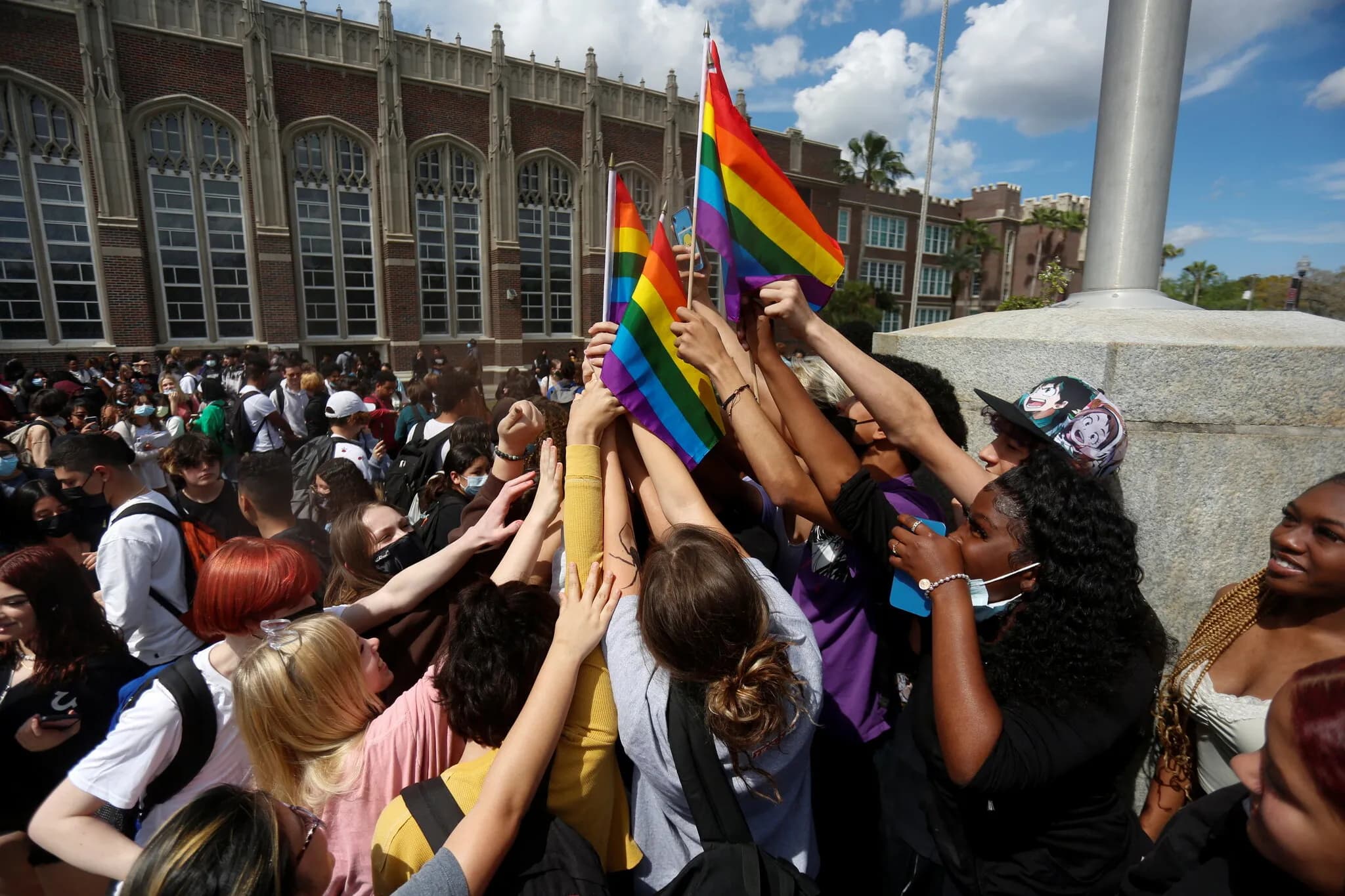 Are Fewer Teens Identifying as Gay or Bisexual? It’s Complicated.