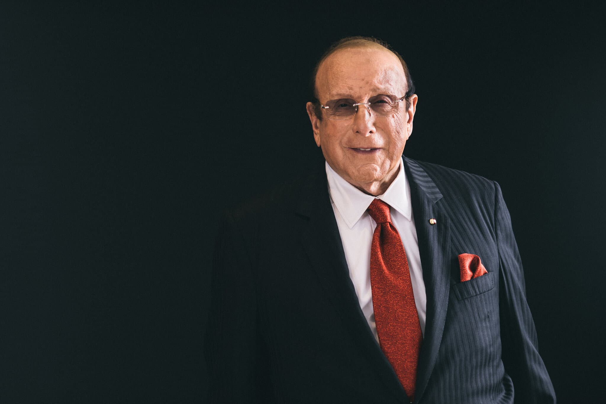 Clive Davis, Hitmaking Titan of the Music Industry, Dies at 94