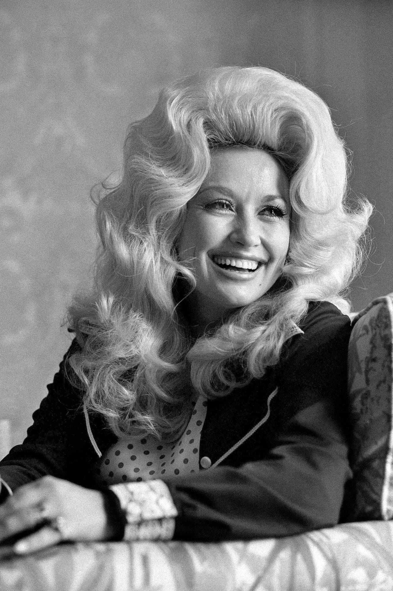 Dolly Parton, Superstar Whose Songs Spoke to Millions, Dies at 80