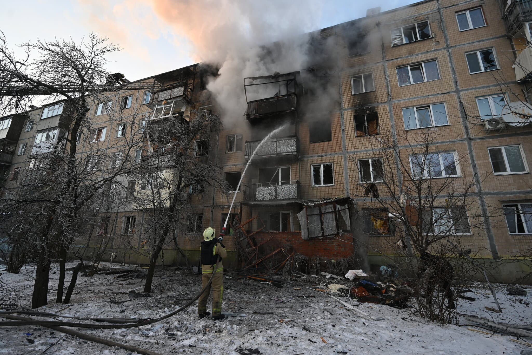 Russia and Ukraine Resume Talks After a Huge Attack by Moscow