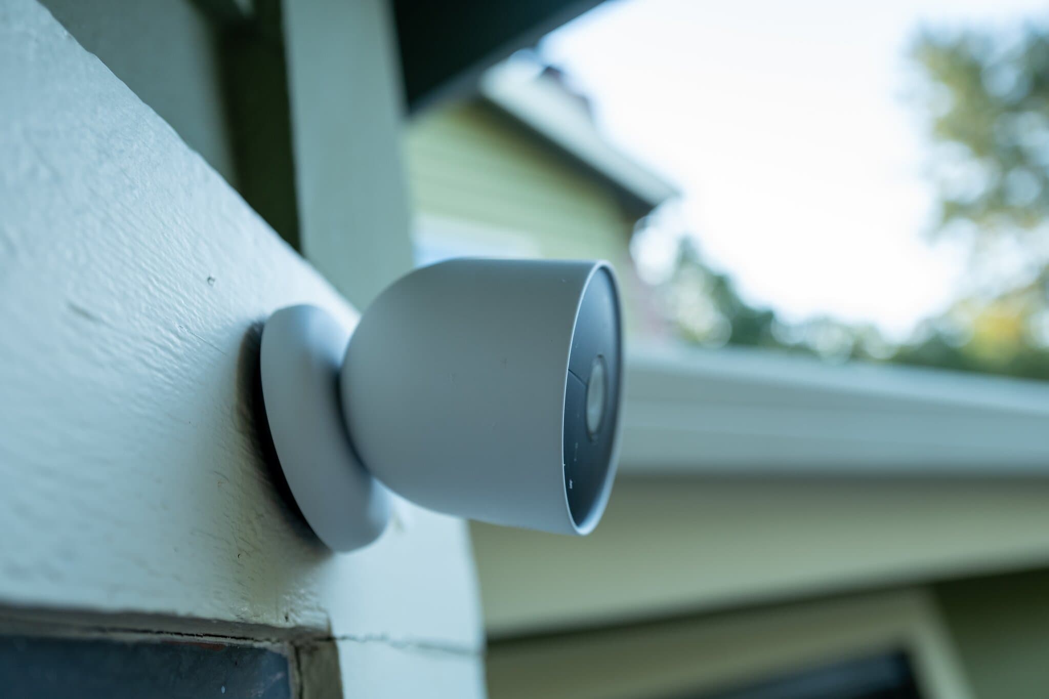 What Homeowners Need to Know About Smart Home Cameras