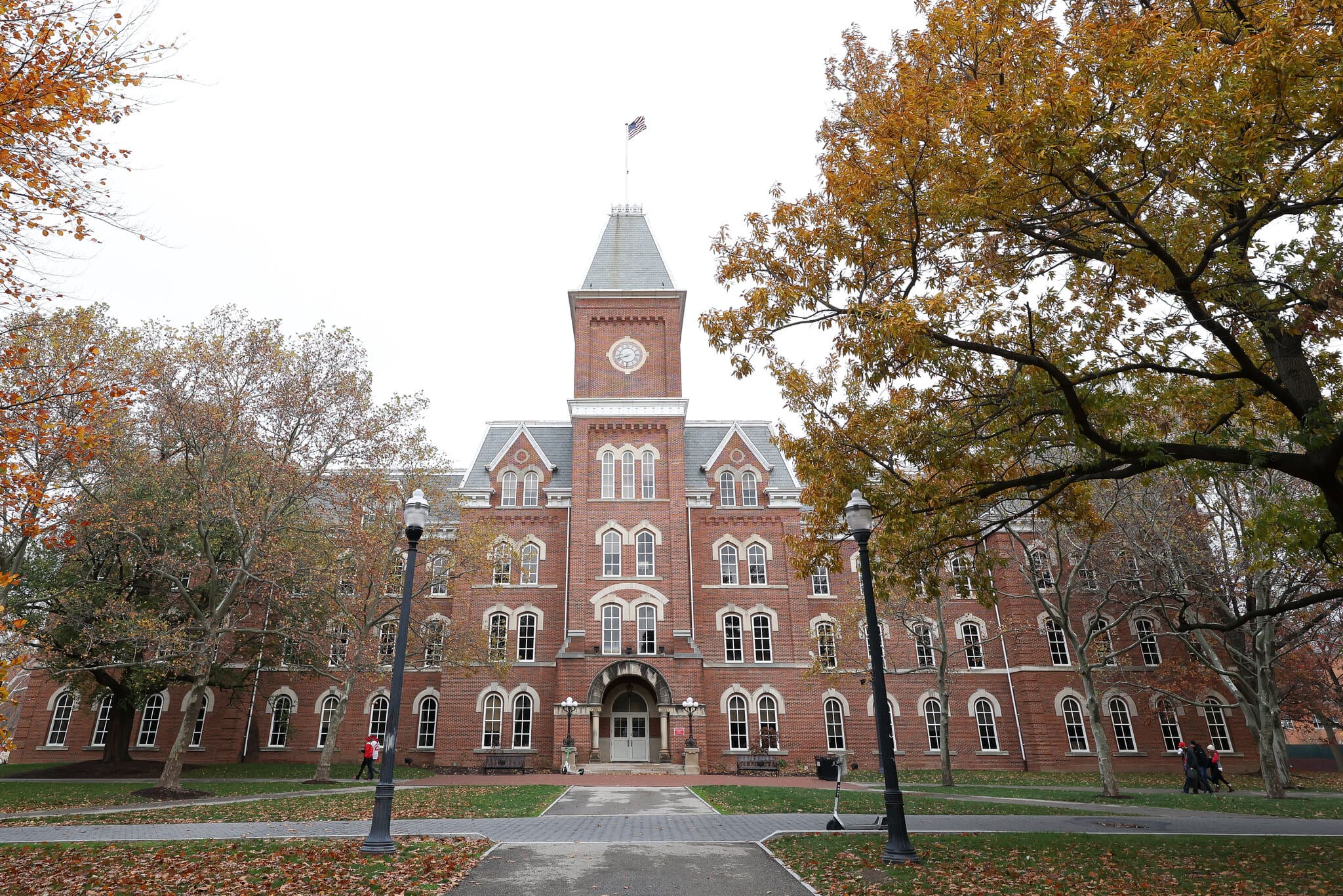 Epstein’s Ties With Academics Show the Seedy Side of College Fund-Raising