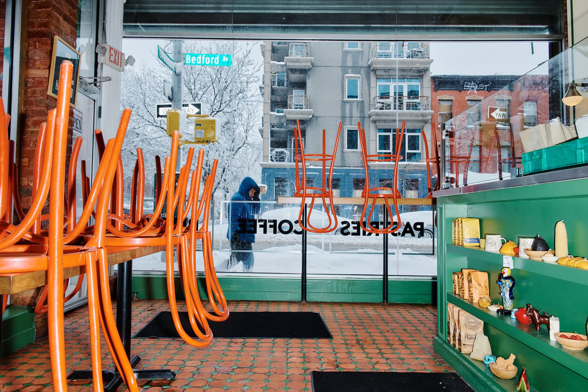 Restaurants in a Blizzard Face a Make-or-Break Question: Do We Open?