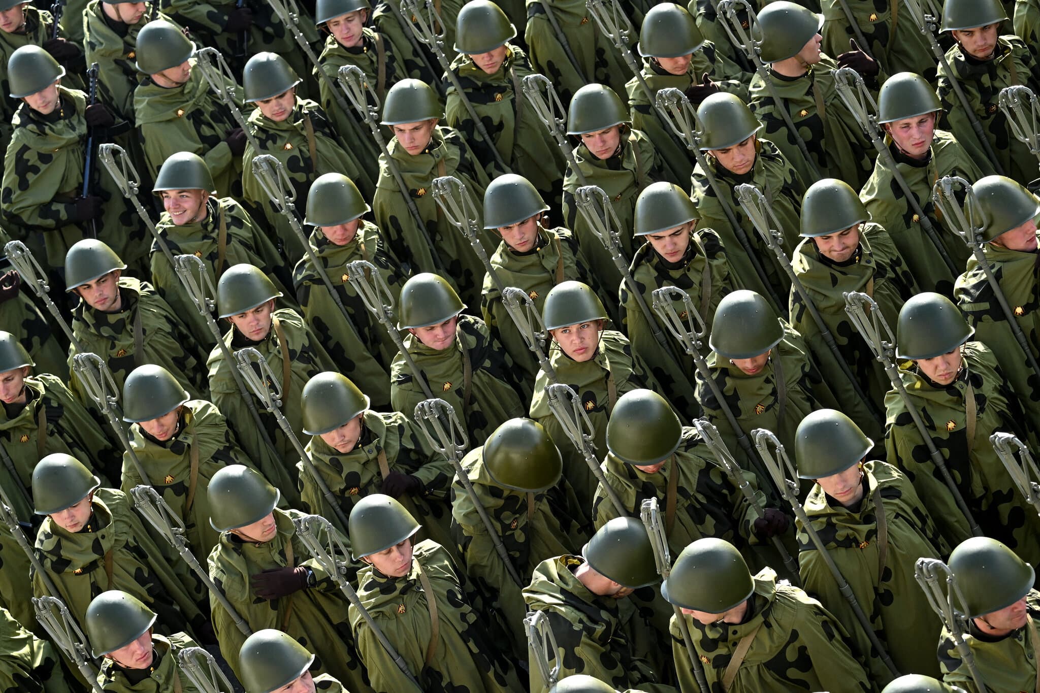 How Russia Put Its Future at Risk by Remaking Its Economy for War