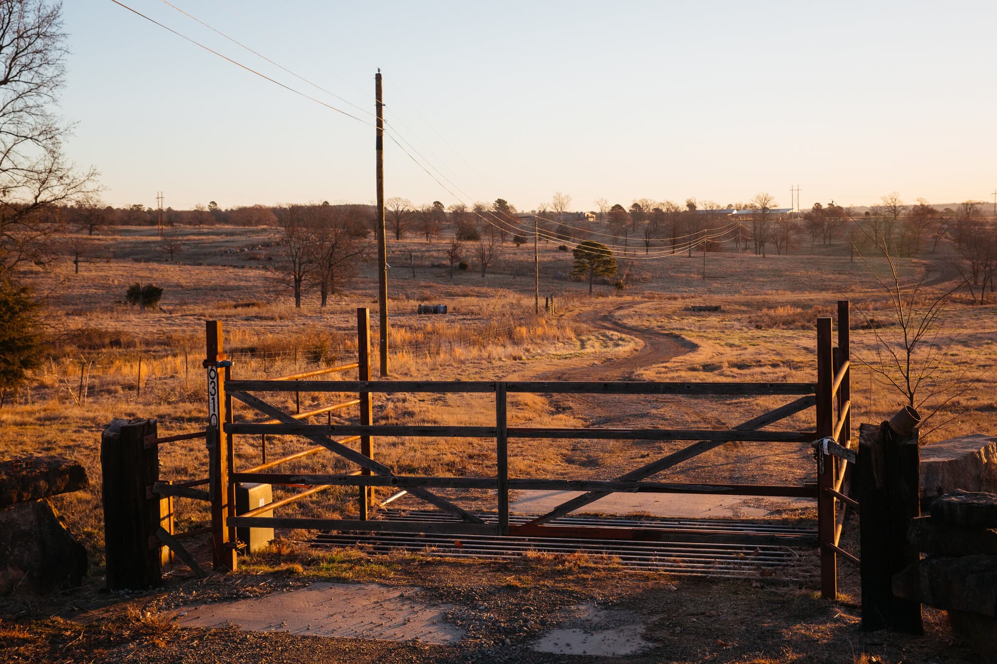 Arkansas Governor Seeks to Oust Republican Foes Over a Prison