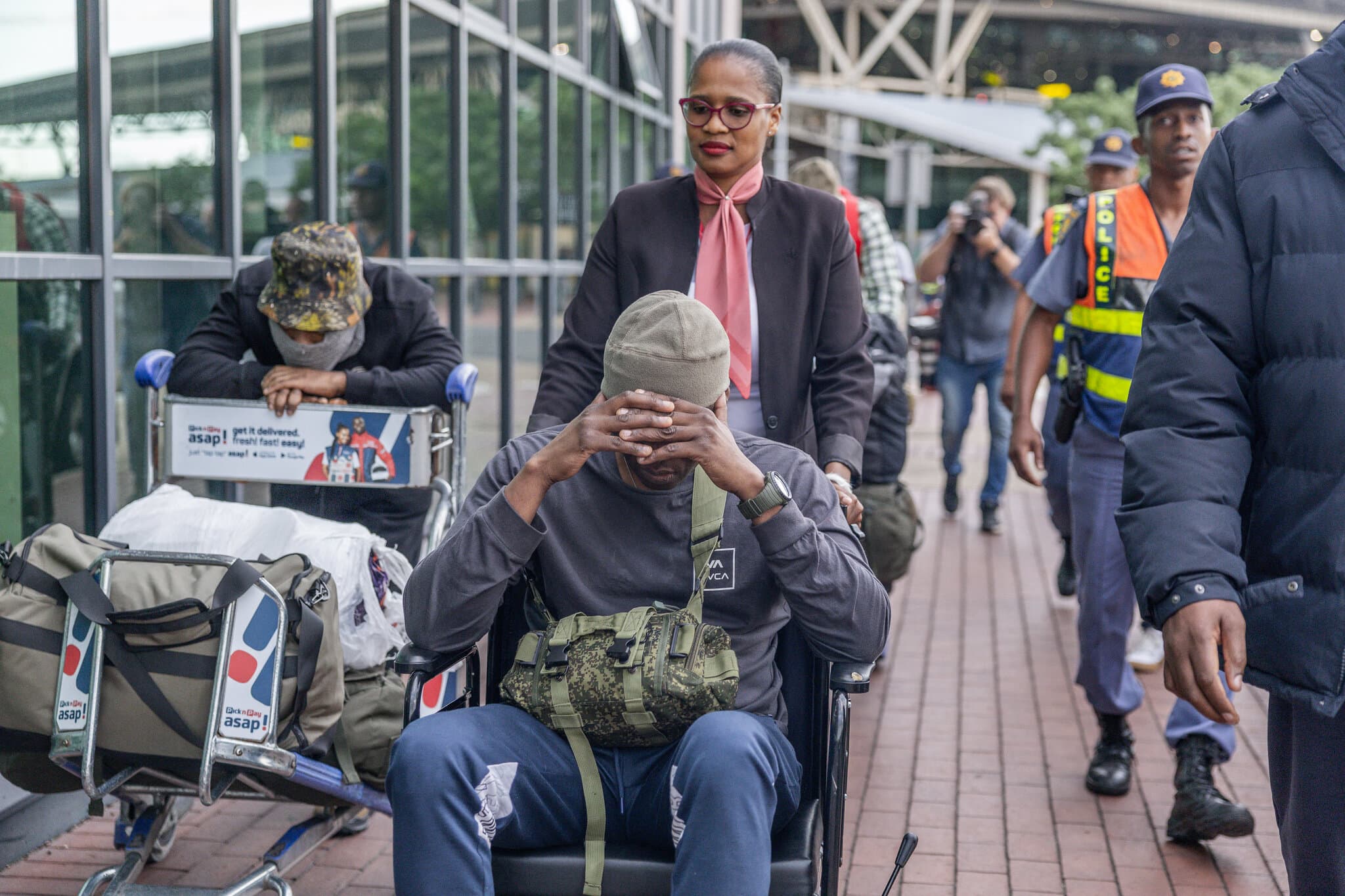 15 South Africans Duped Into Fighting for Russia in Ukraine Return Home