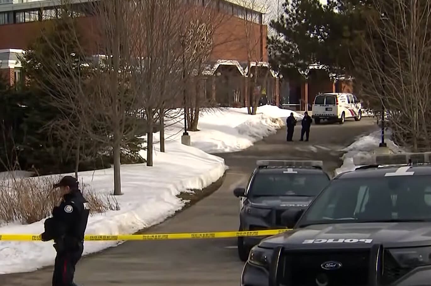 Toronto Synagogue Is Damaged by Gunfire on Night of Jewish Holiday