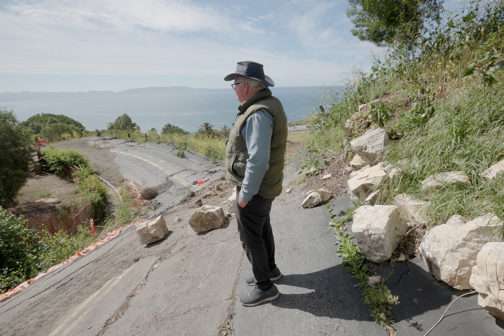 Home Prices Are Falling in a California Enclave. So Is the Ground.