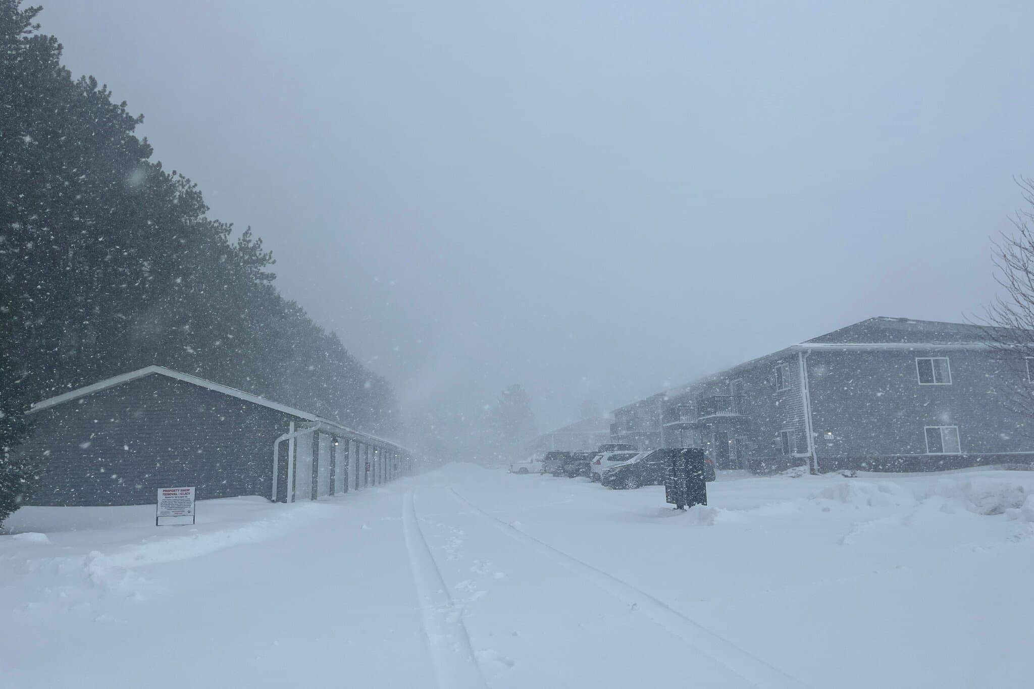 Powerful Winter Storm Disrupts Travel and Knocks Out Power in the Upper Midwest