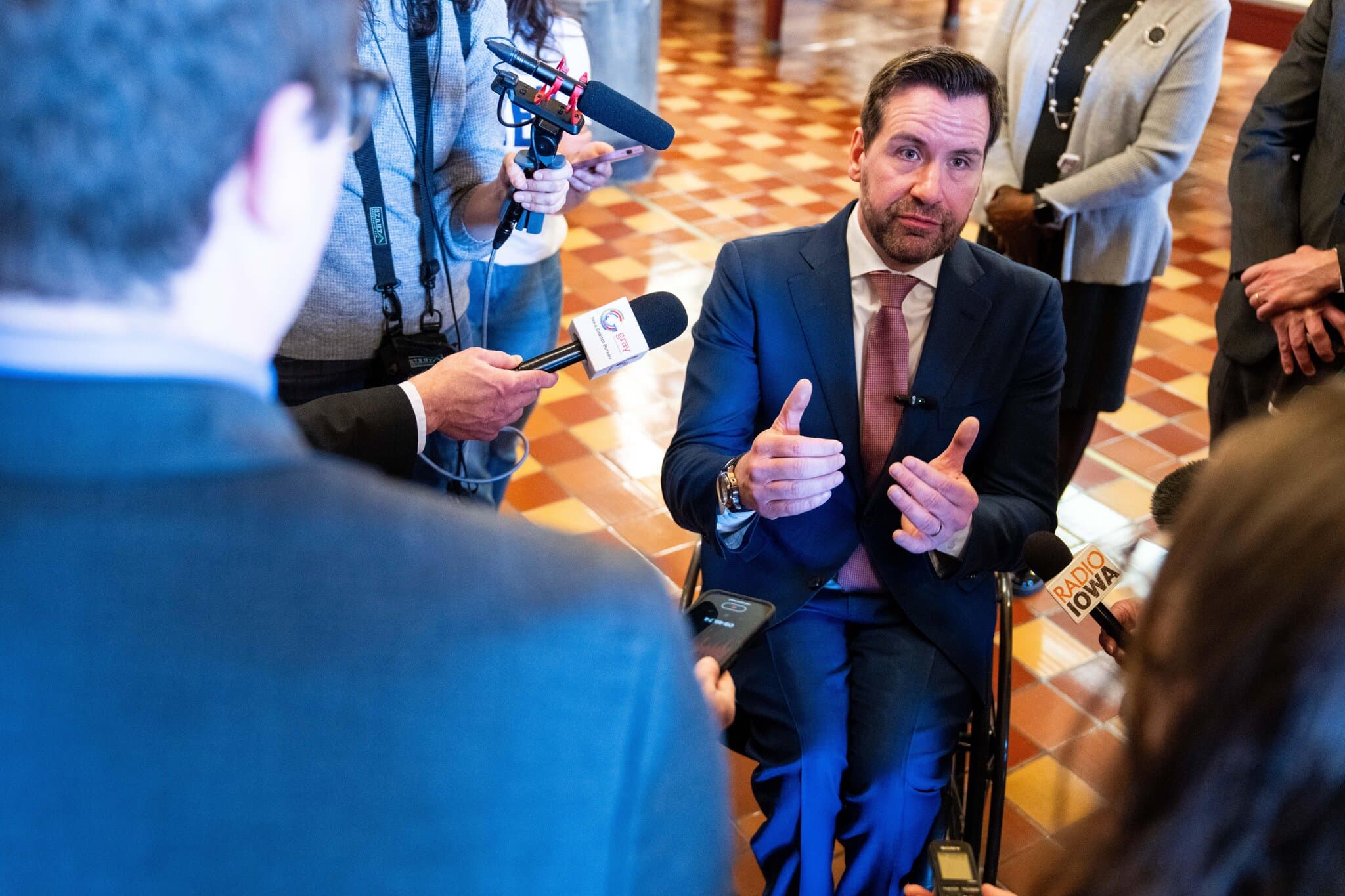 A Veterans’ Group Jumps in for a Democrat in an Iowa Senate Race