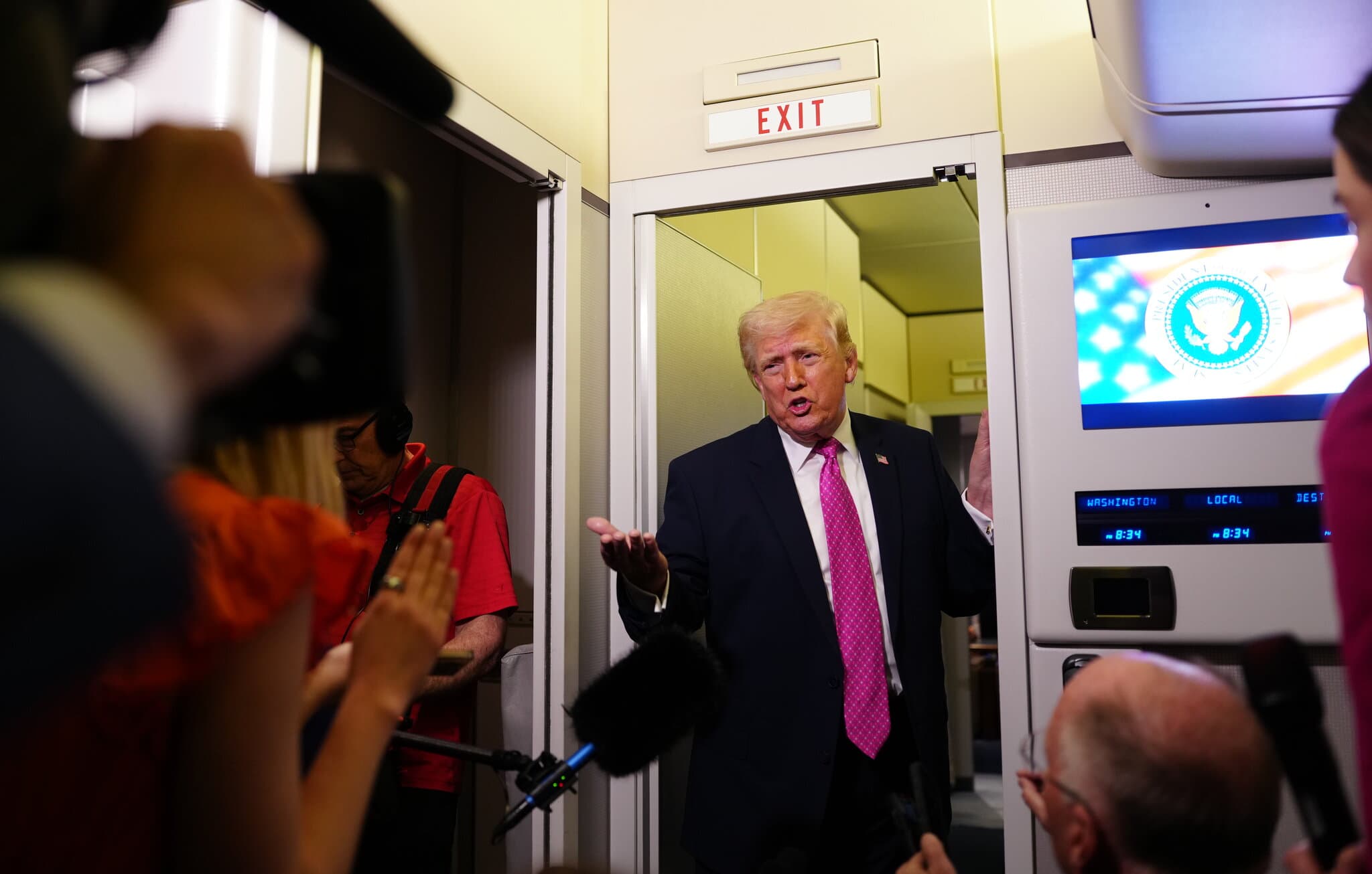 Trump Claims ‘Regime Change’ in Iran Is Already Complete