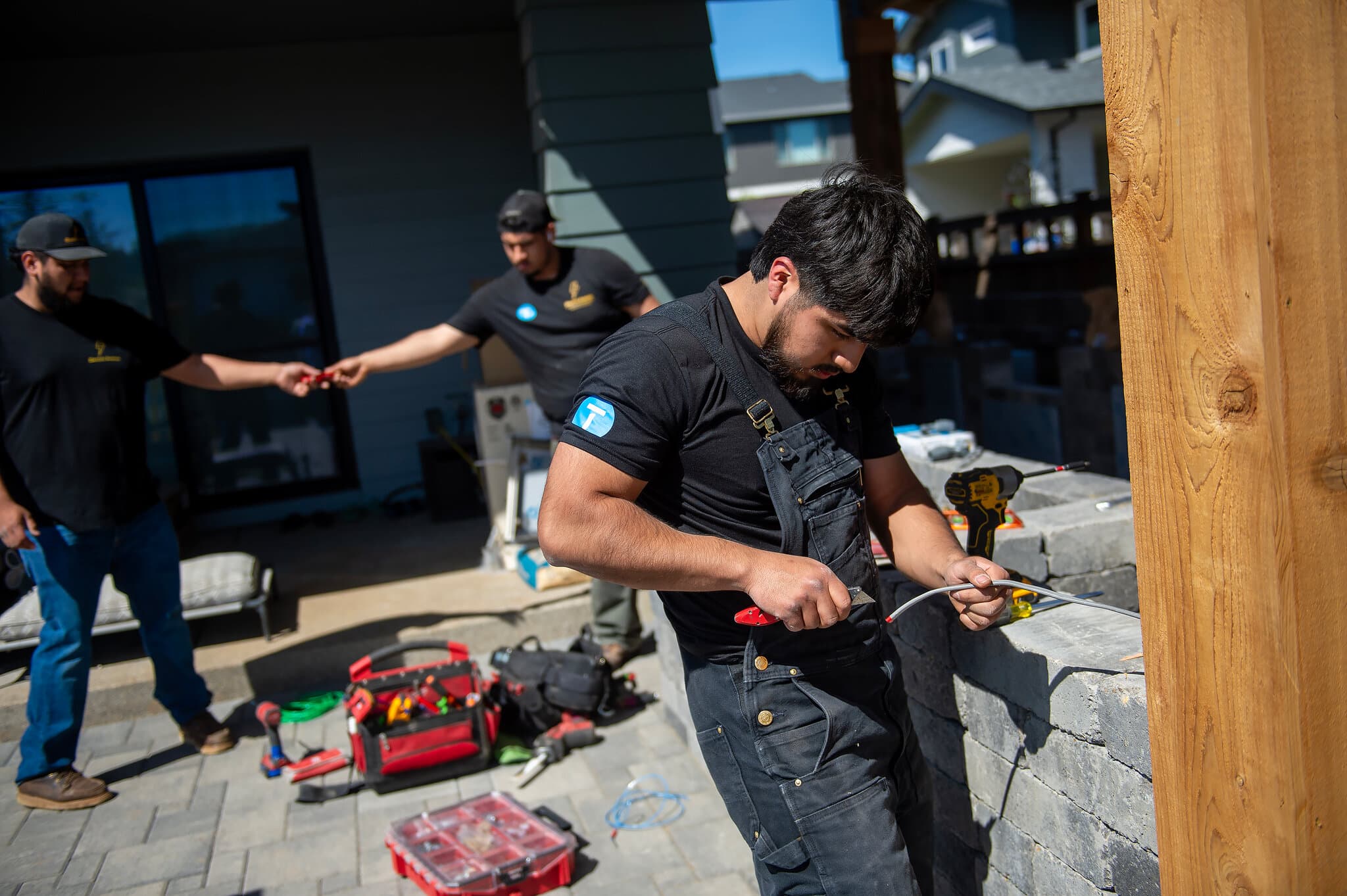 Blue-Collar Work Has Plateaued, Narrowing Options for Young Workers