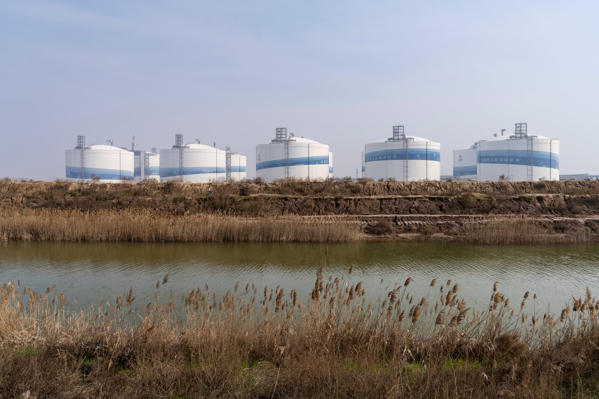 How China Built Its Vast Natural Gas Stockpile