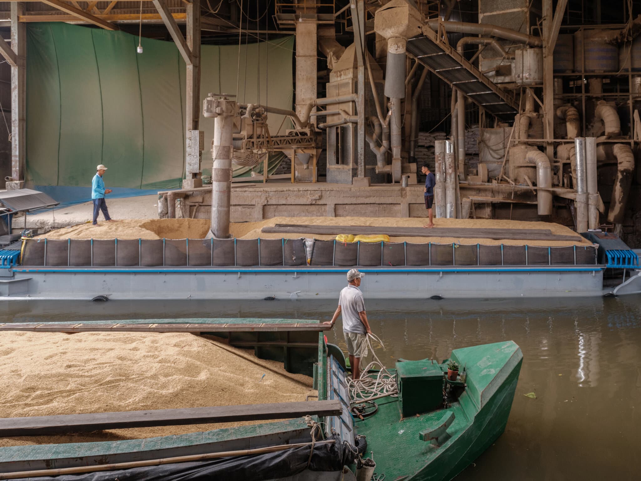 How War in the Middle East Paralyzed an Asian Food Giant