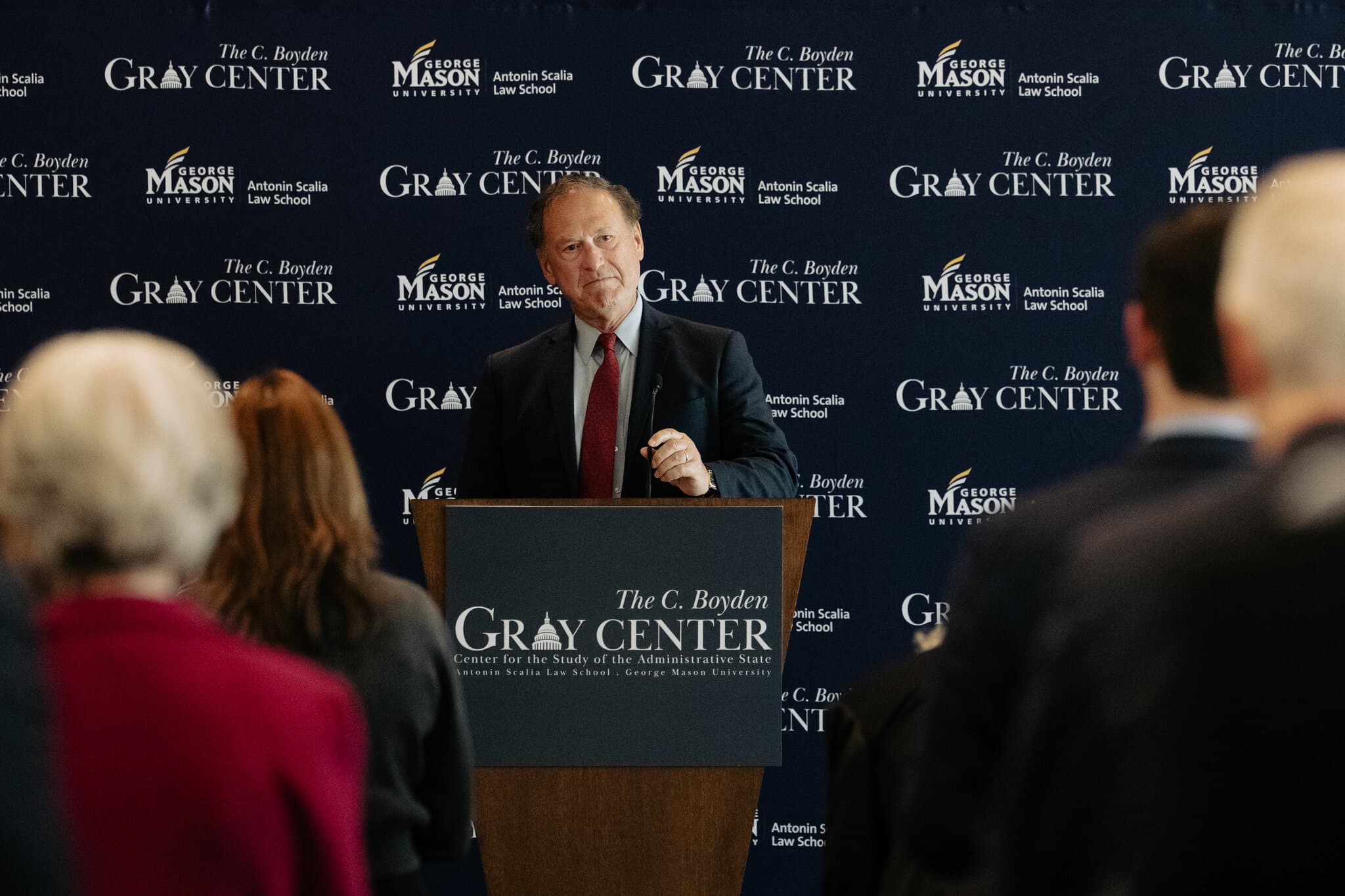 As Election Looms, Washington Wonders if Trump Will Get a New Supreme Court Pick