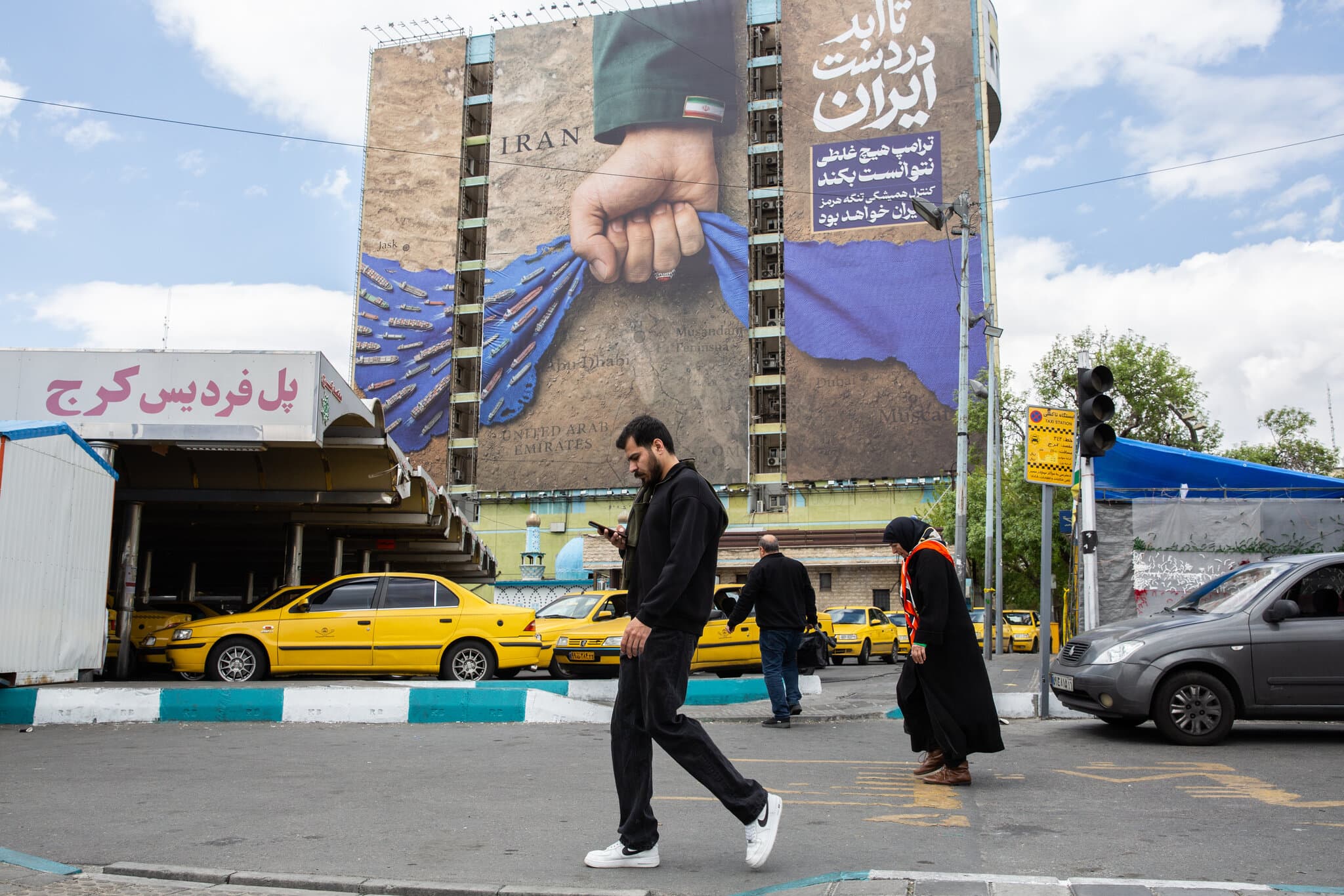 To Open the Strait of Hormuz, Trump Wants to Blockade Iran. Experts Are Skeptical.