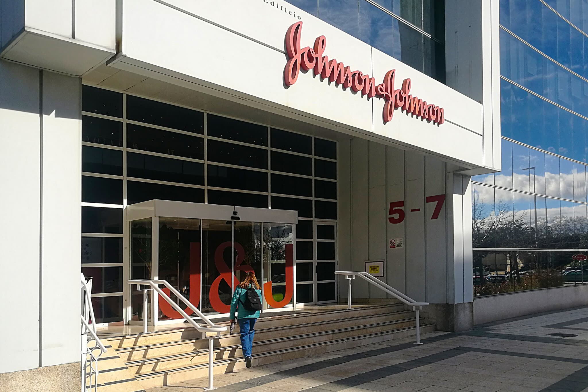 Corporate America Aims to Preserve Profit Streak During War in Iran