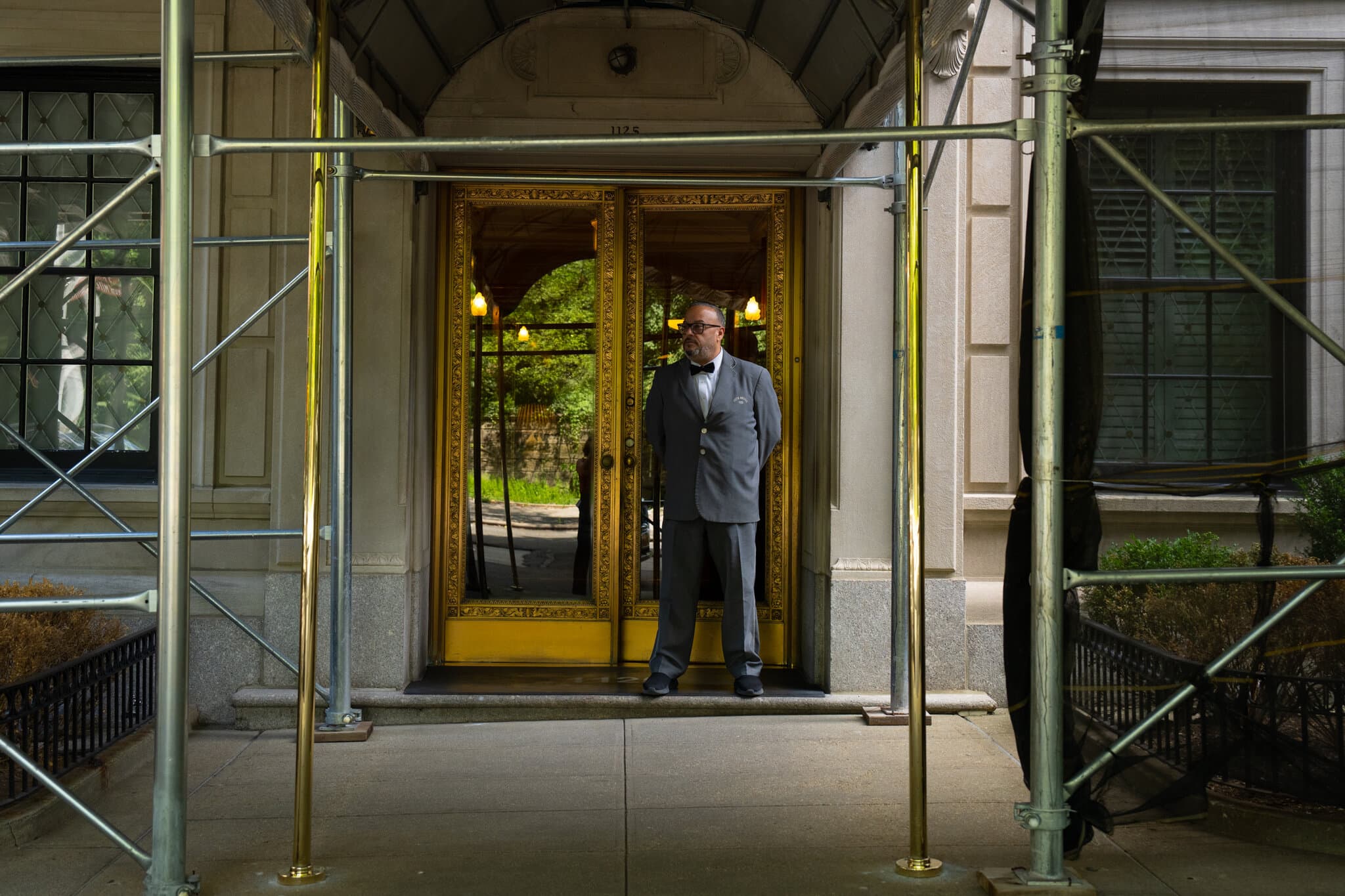 Thousands of N.Y.C. Doormen Seeking Better Pay Are Set to Vote on Strike