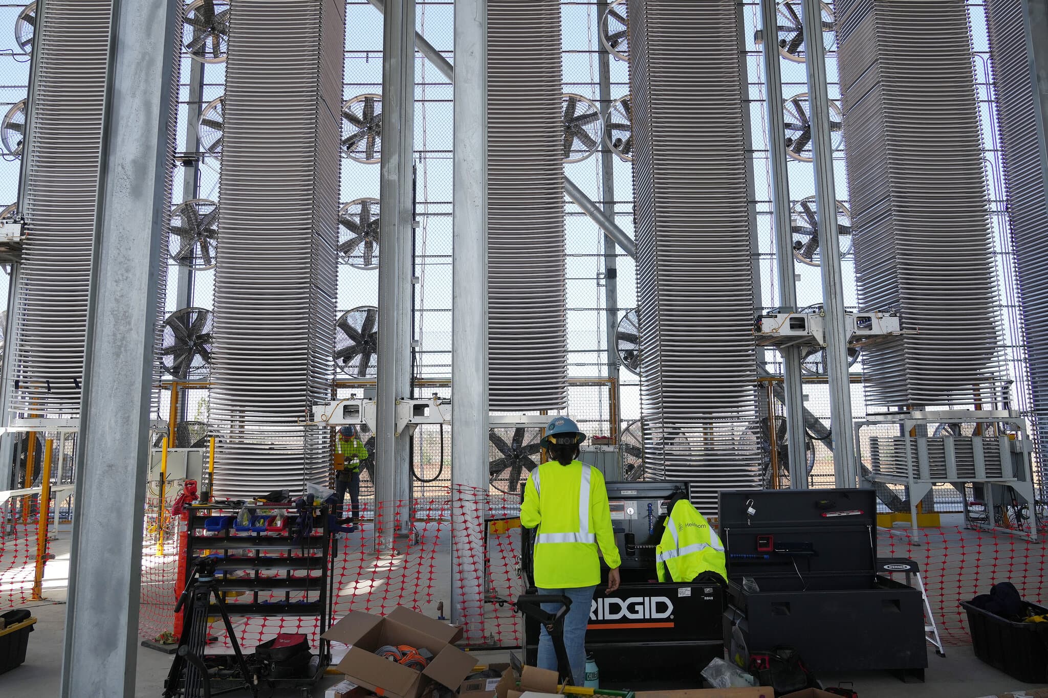 The Long-Term Plan to Scrub Carbon From the Sky