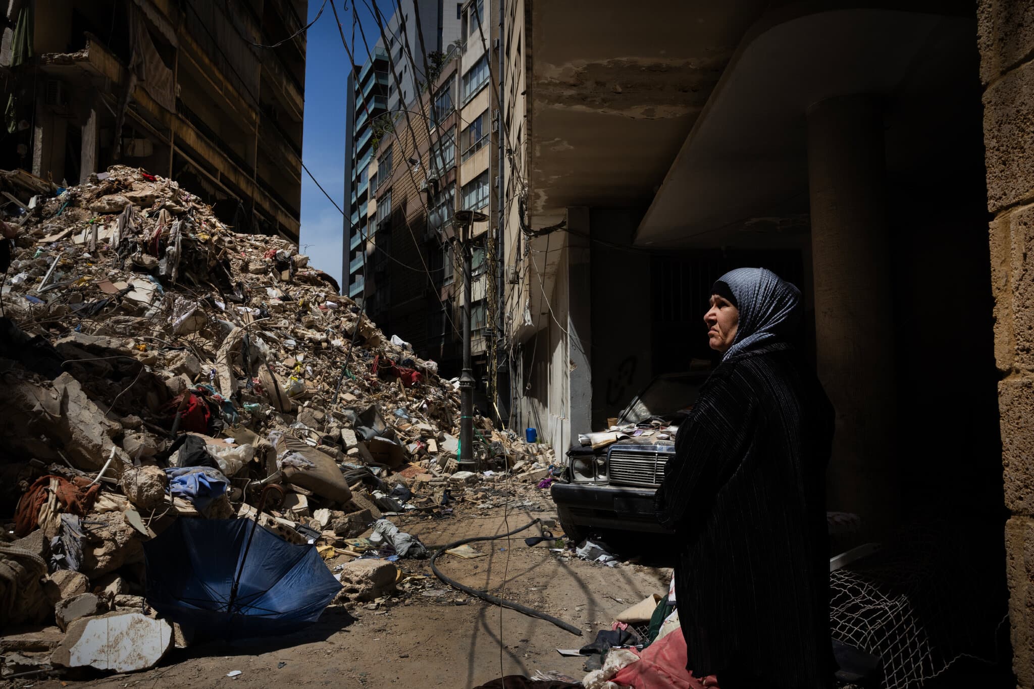 Trump and Lebanese President Discuss Cease-Fire Efforts