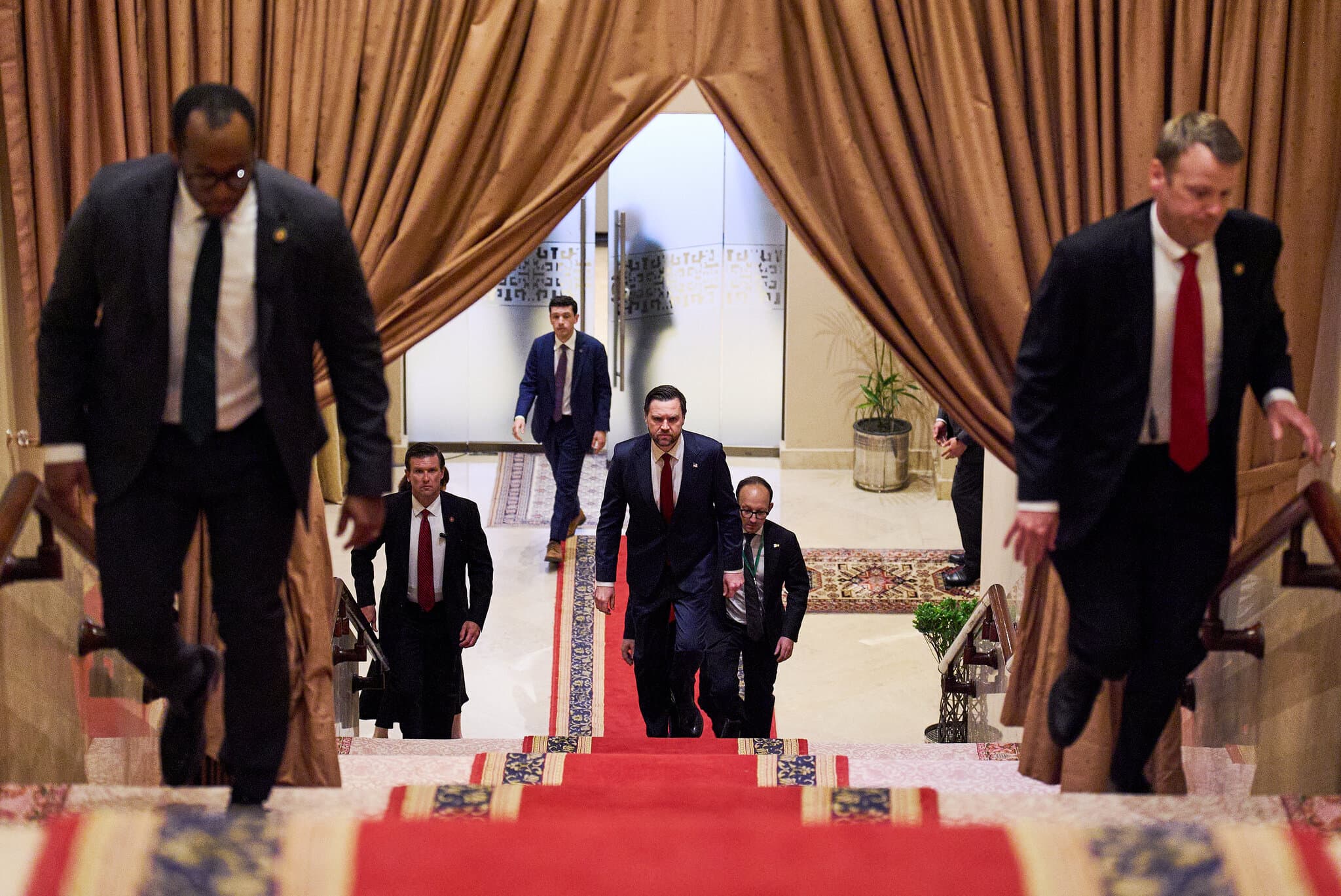 Trust Trump? Iran’s Doubts Shadow Peace Talks.