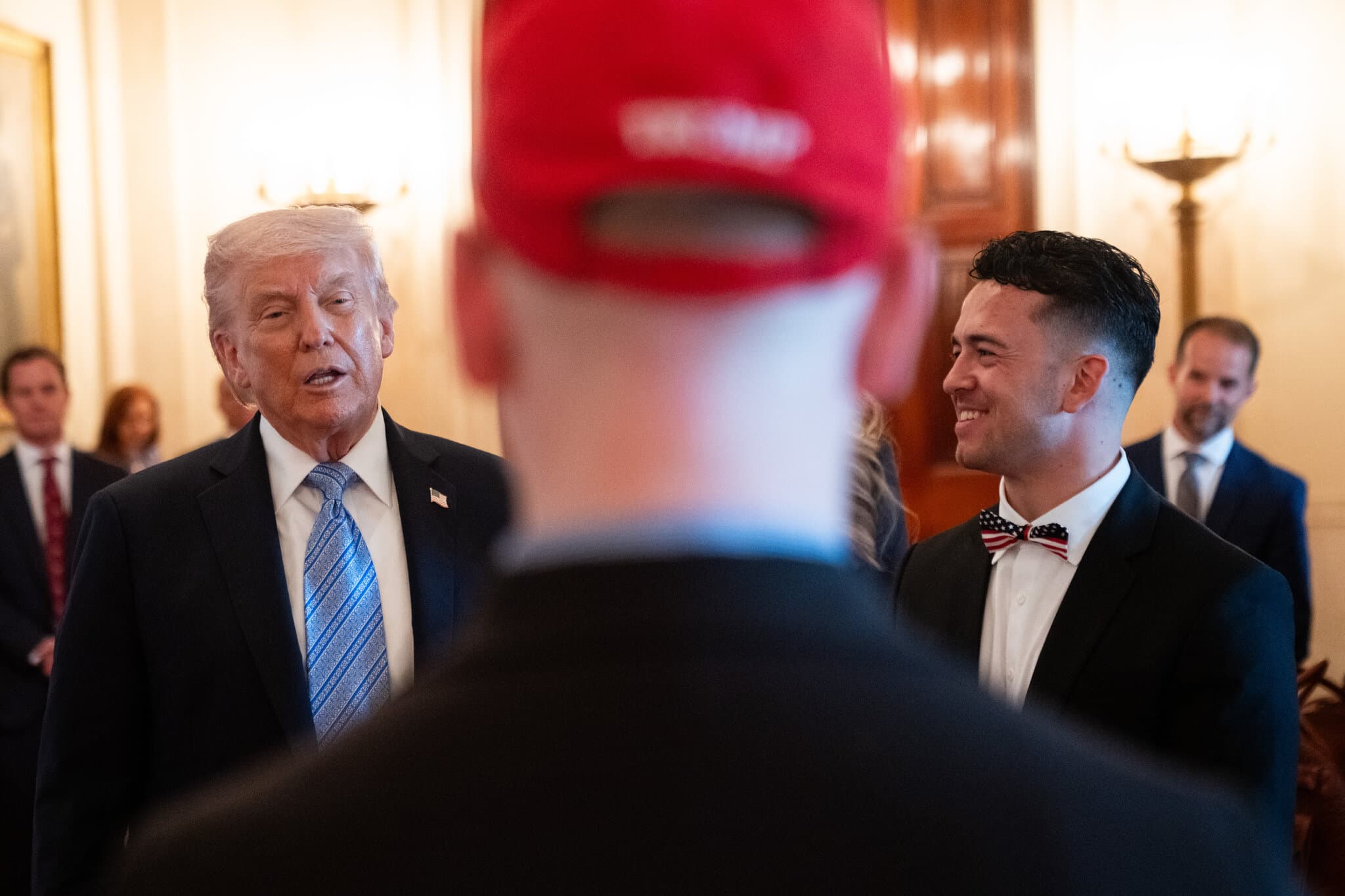 Trump Tries to Downplay Economic Effects of the Iran War