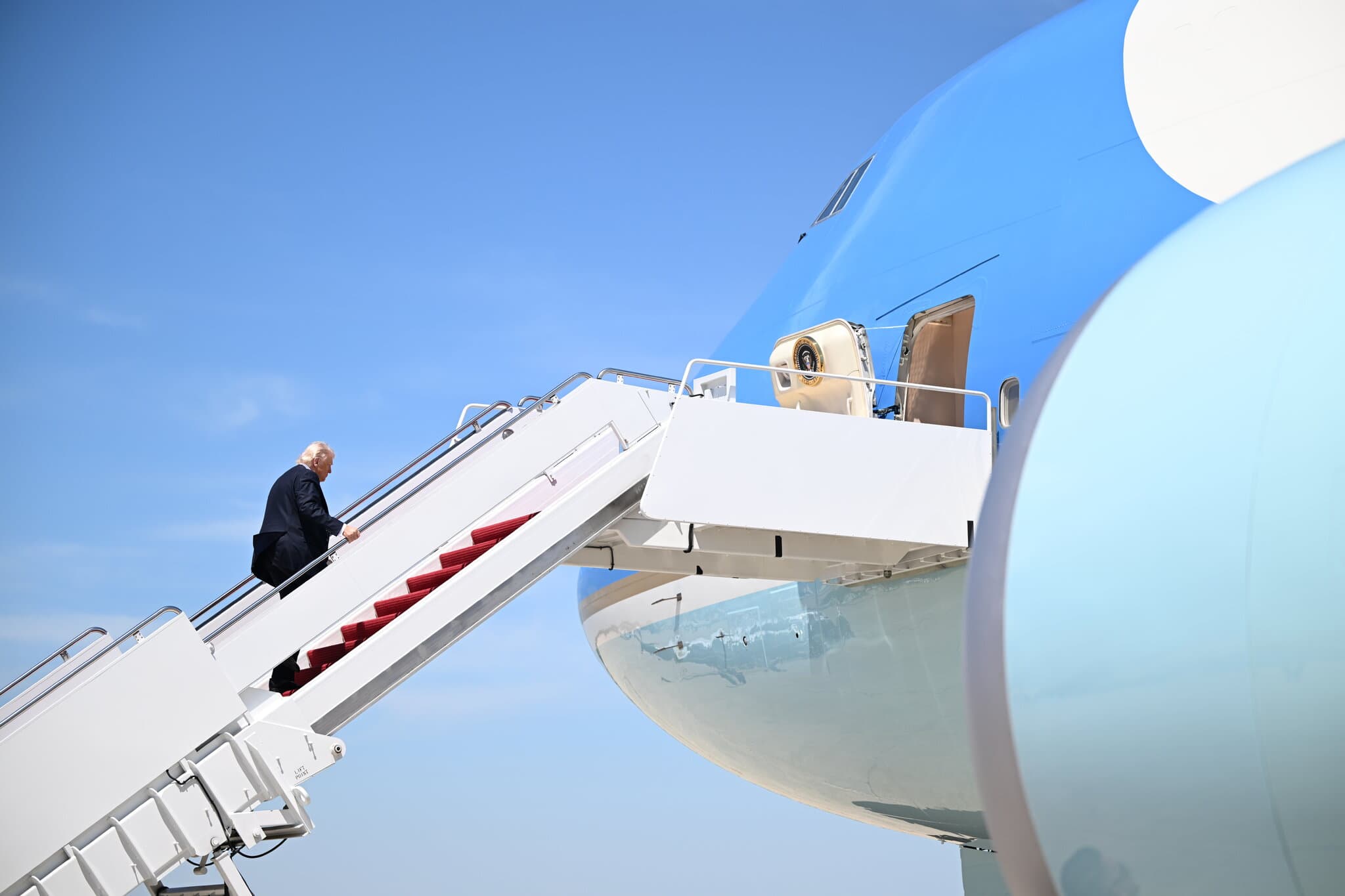Tariff Refunds Begin to Reach Businesses as Trump Lashes Out at Court