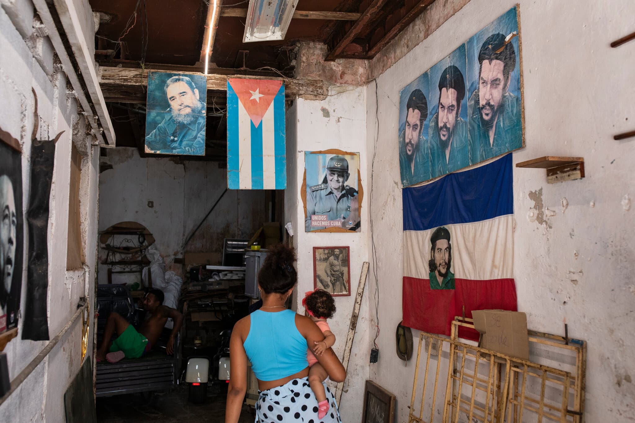 News of U.S. Indictment Slow to Reach Cubans Waiting for a Breakthrough