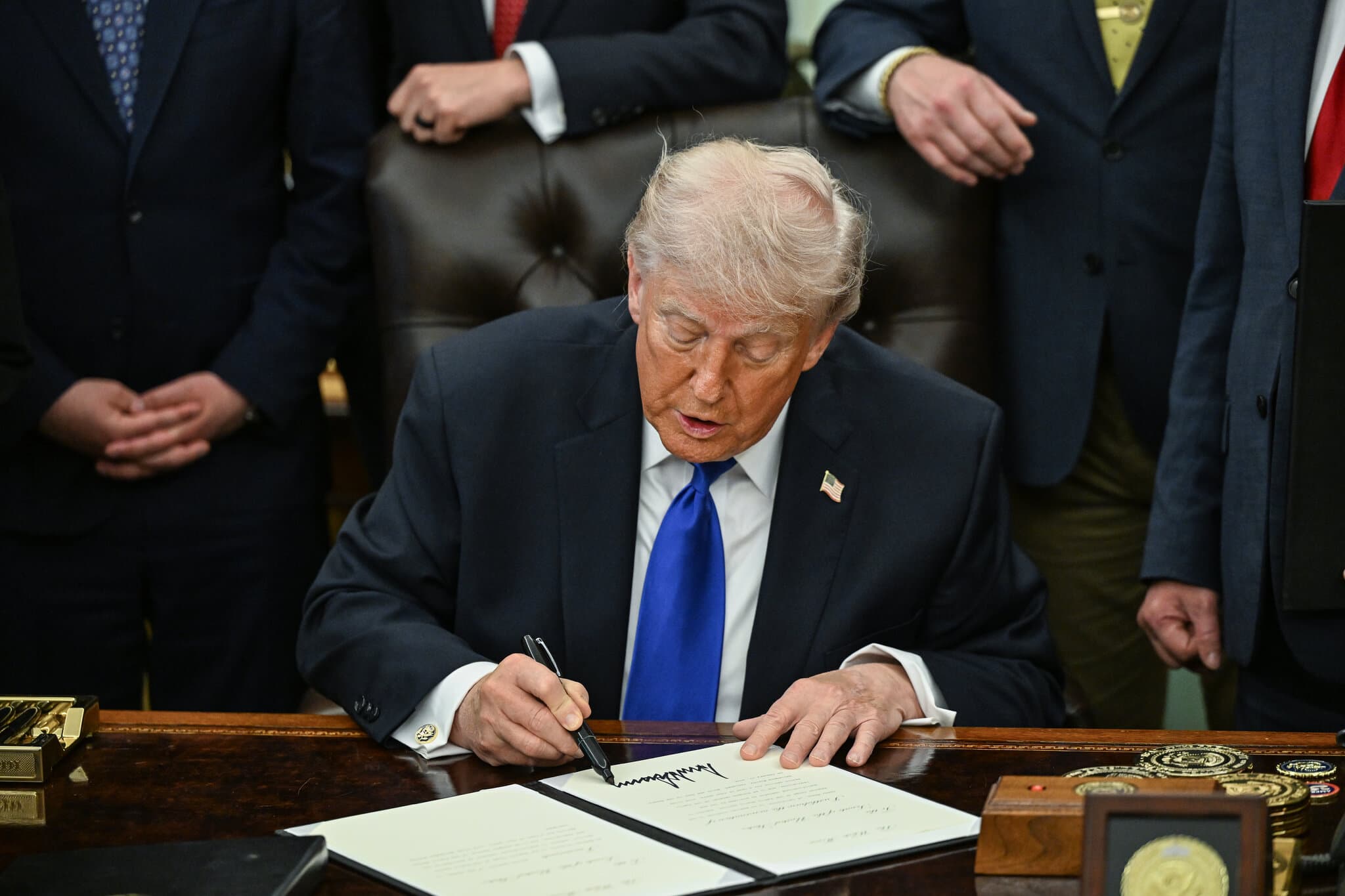 Trump Plans to Sign Executive Order Granting Oversight of A.I. Models