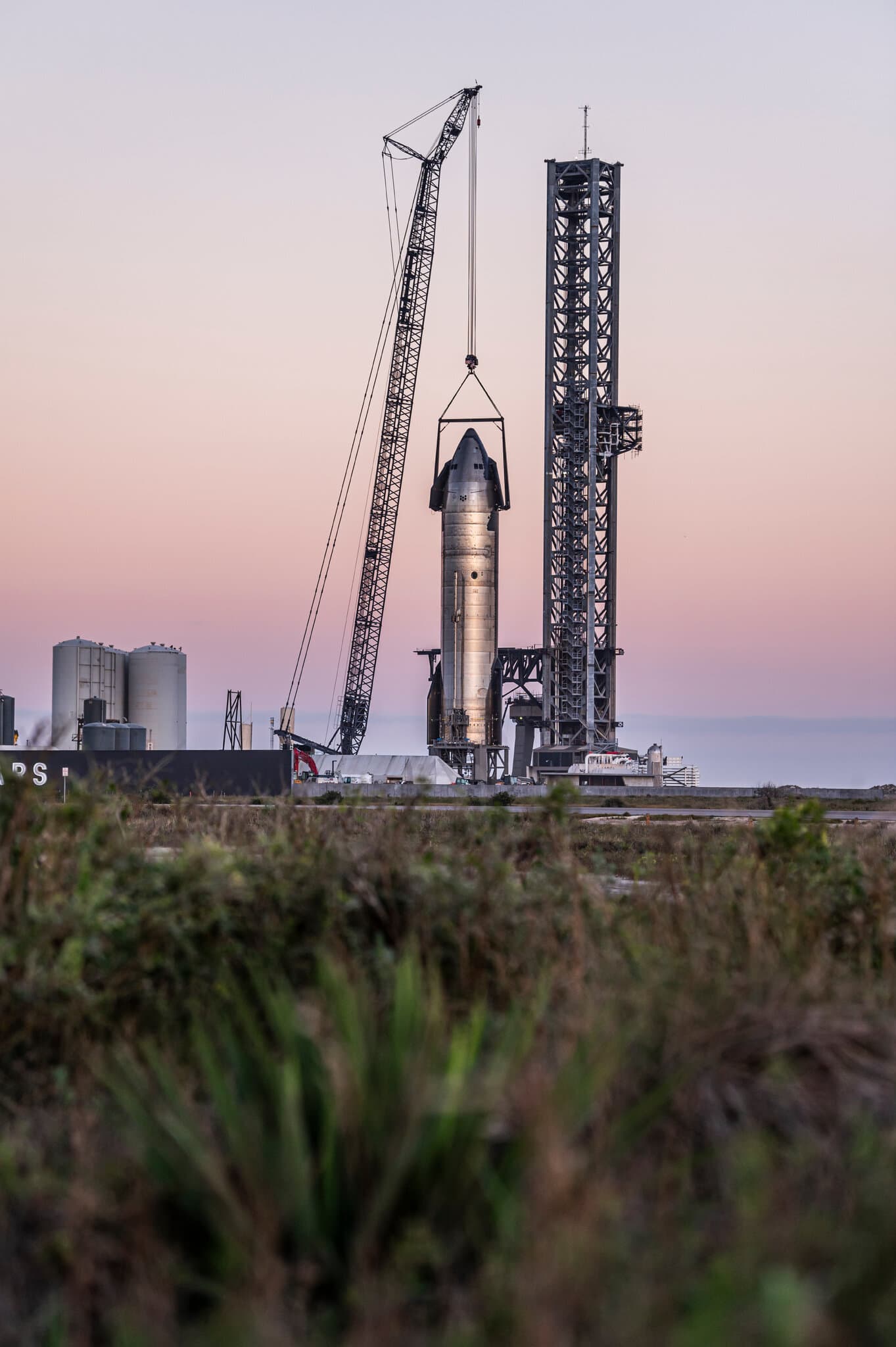 How Banks Battled for $1 Billion in Fees From SpaceX Listing