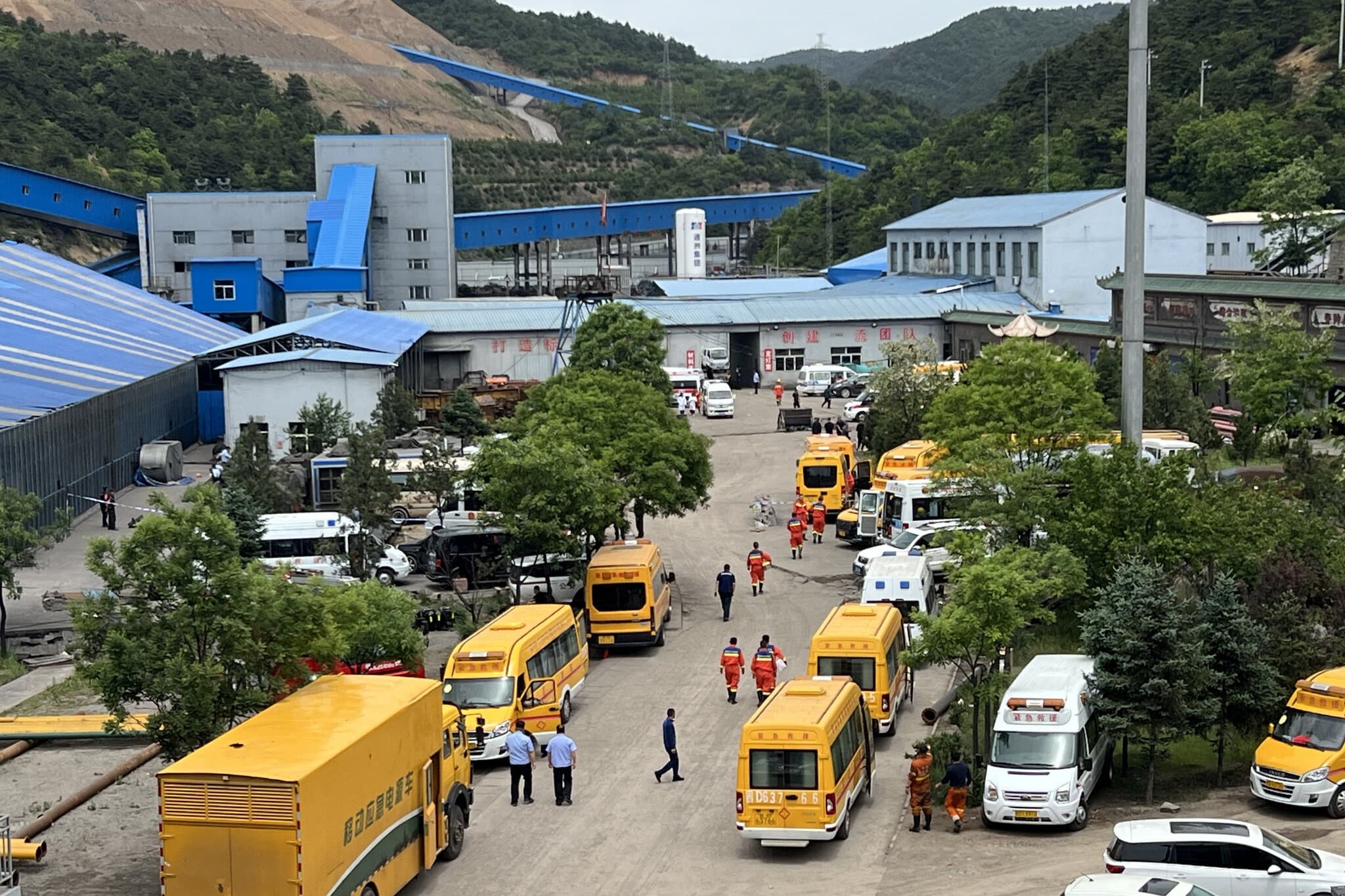 Xi Calls for All-Out Rescue After Coal Mine Explosion Kills at Least 90 in China