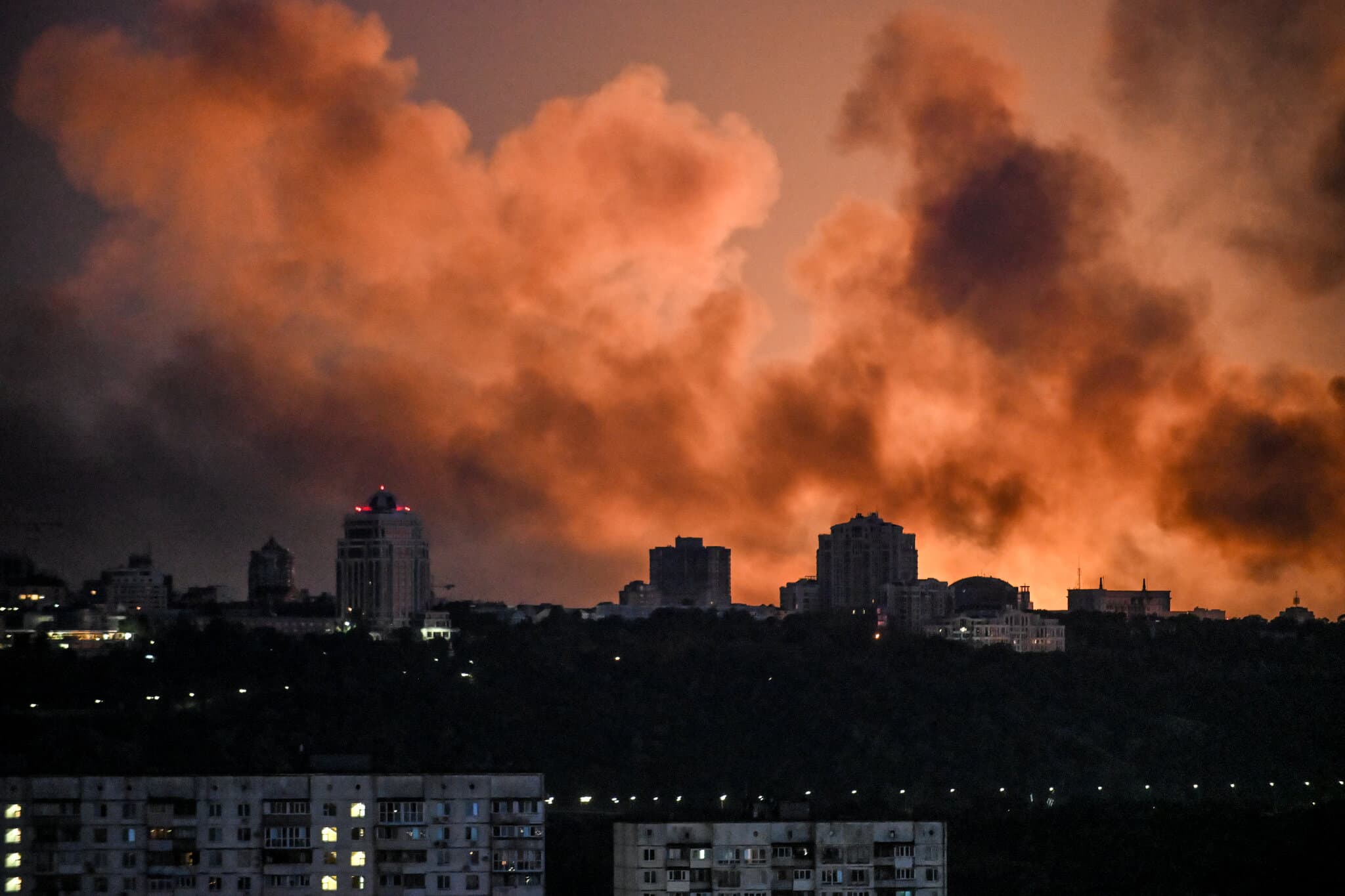 Russia Pummels Kyiv in Major Missile and Drone Attack