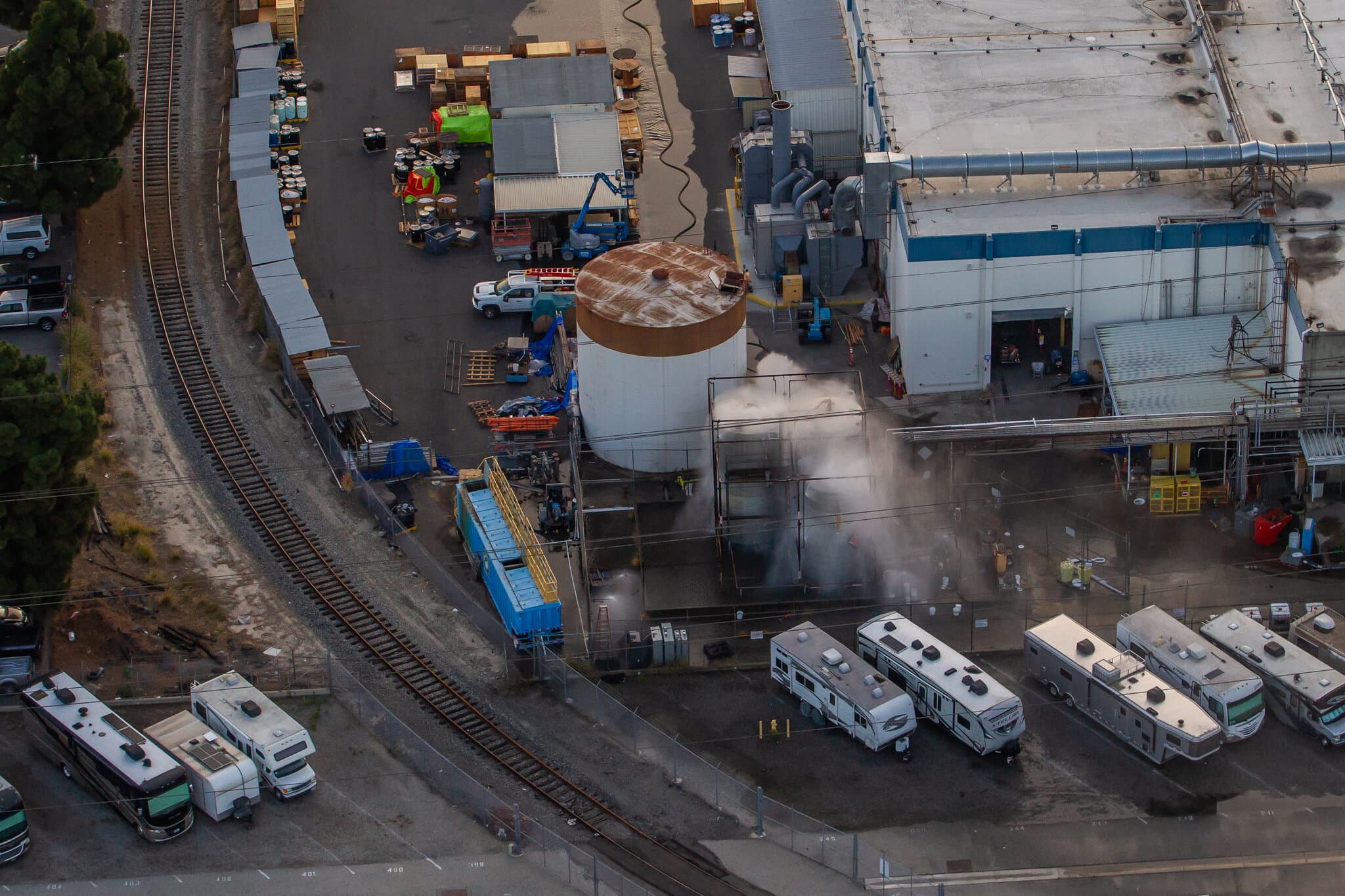 Crack Forms in Toxic Chemical Tank, a Positive Sign for Firefighters
