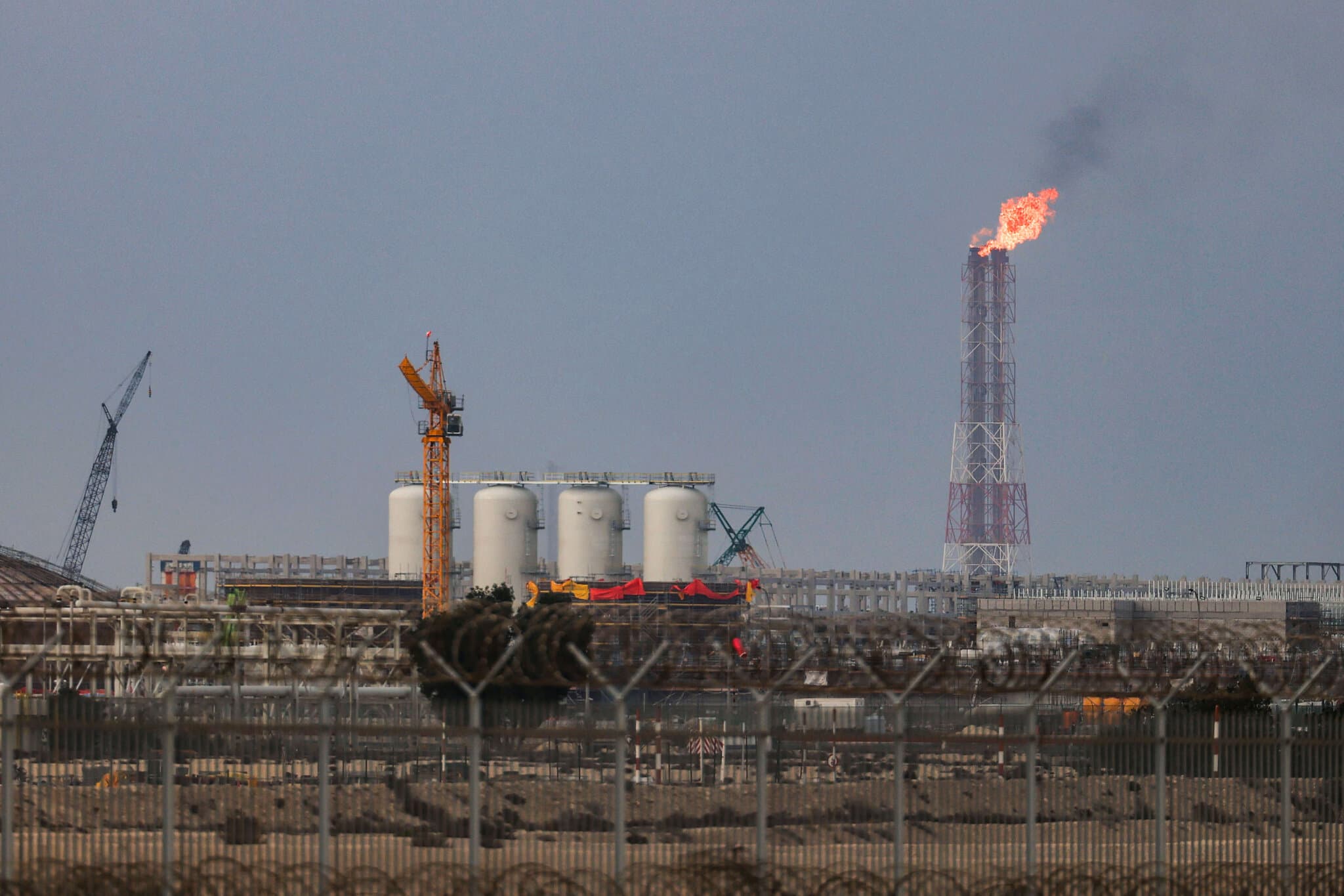 Global Supply Shortages Deepen, Threatening Jobs and Growth