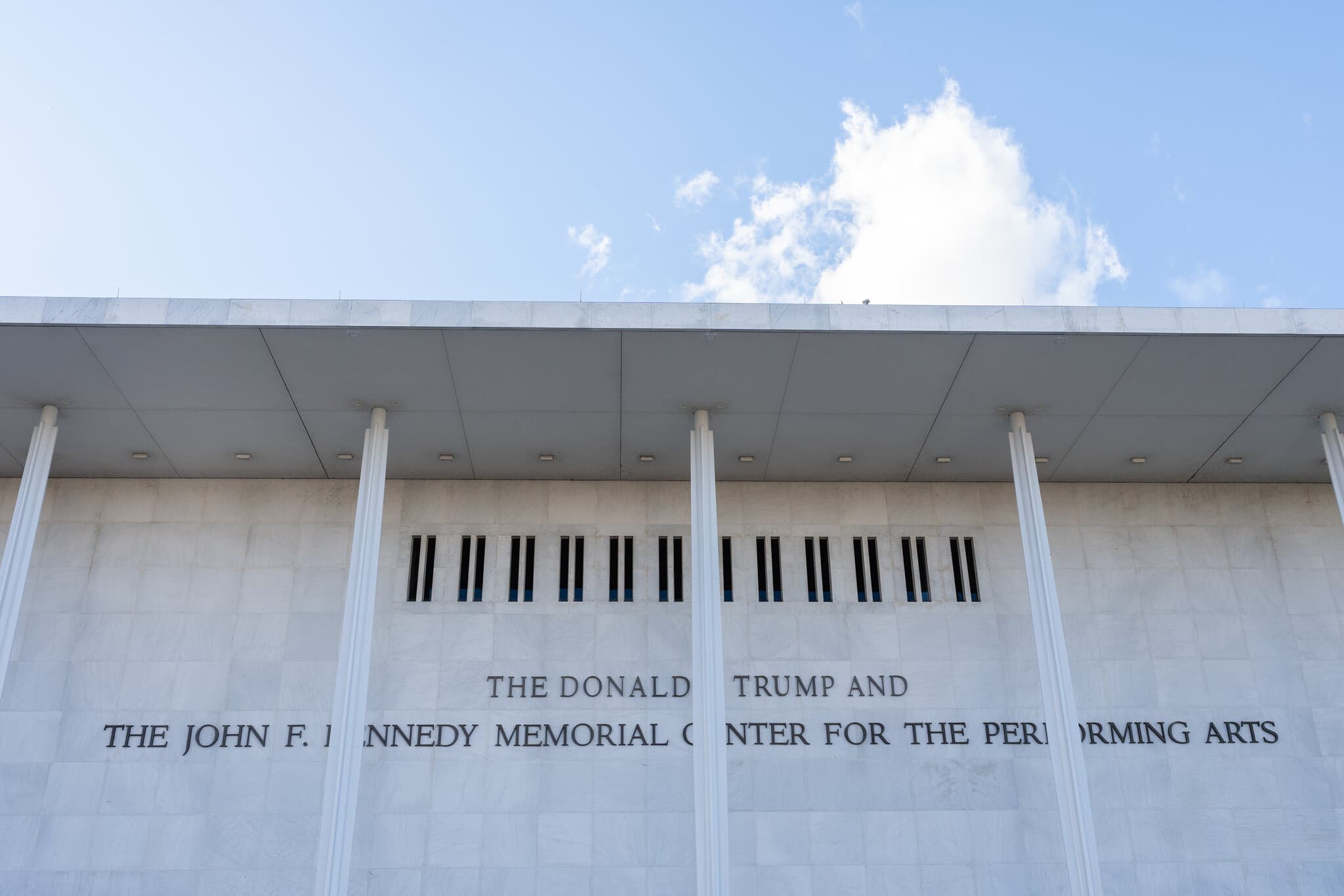 Kennedy Center Must Remove Trump’s Name From Building, Judge Orders