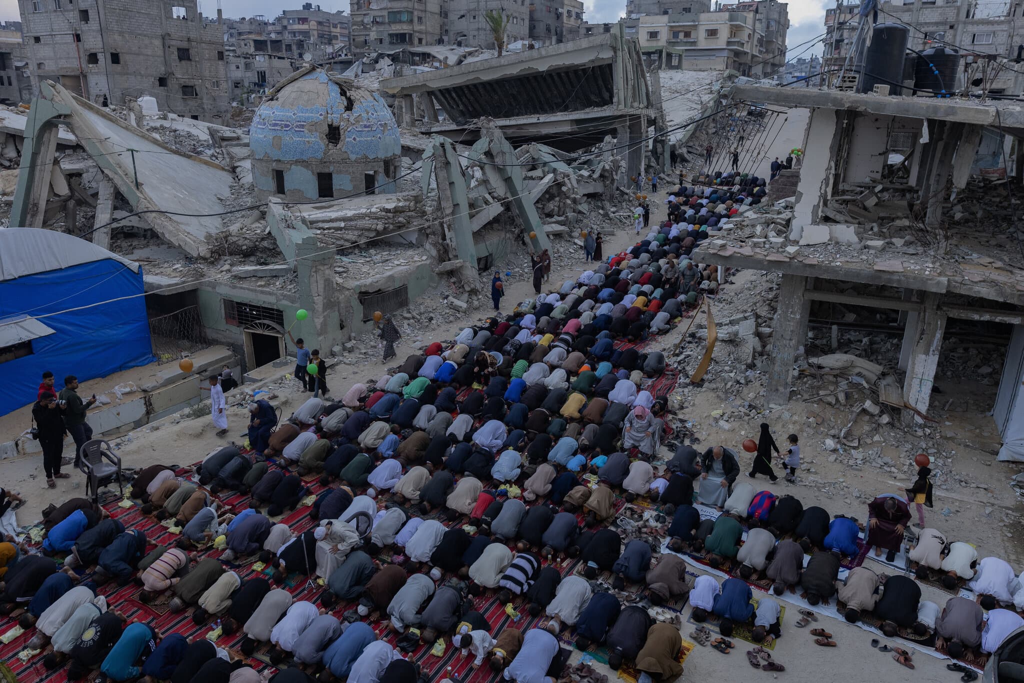 Across the Middle East, Muslims Mark Eid Amid War and Crisis