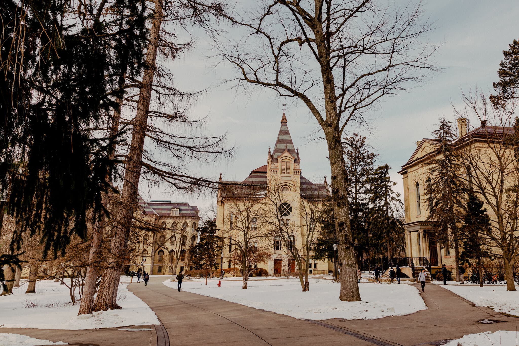 Notre Dame Students Abused by Priest in ‘Weighing Scheme,’ Report Finds