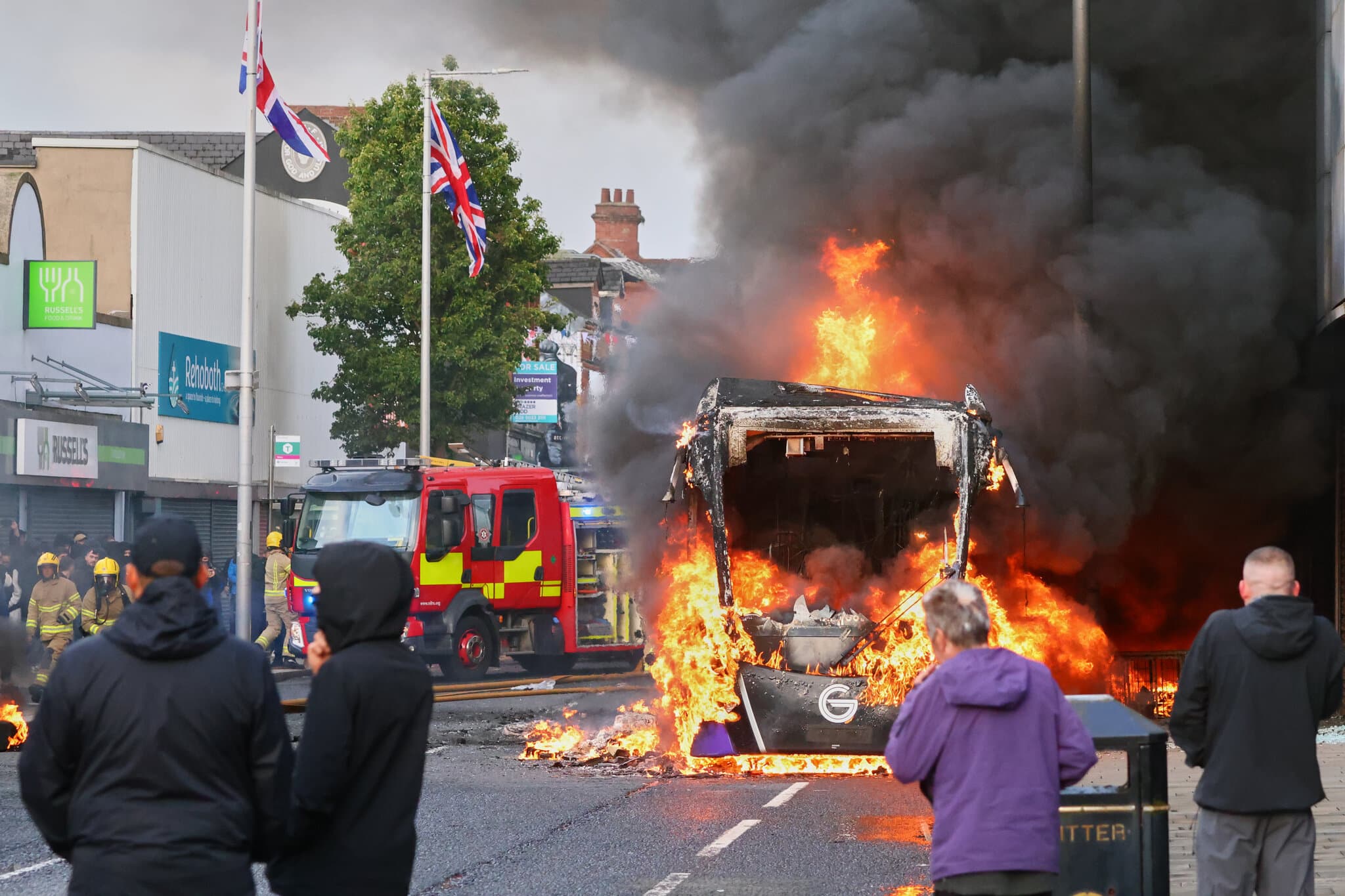 Police Step Up Security in Northern Ireland After Night of Violence
