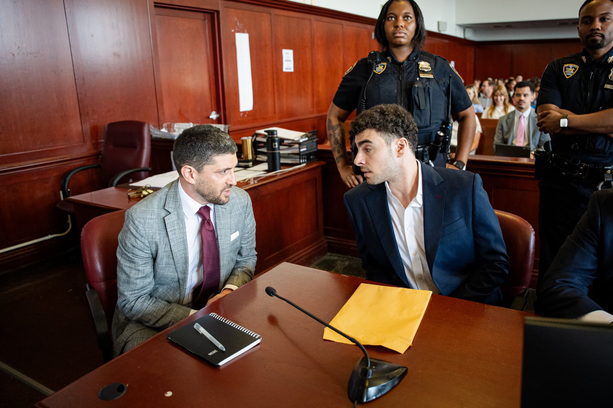 Mangione to Use Emotional Disturbance as Defense in N.Y. Murder Trial