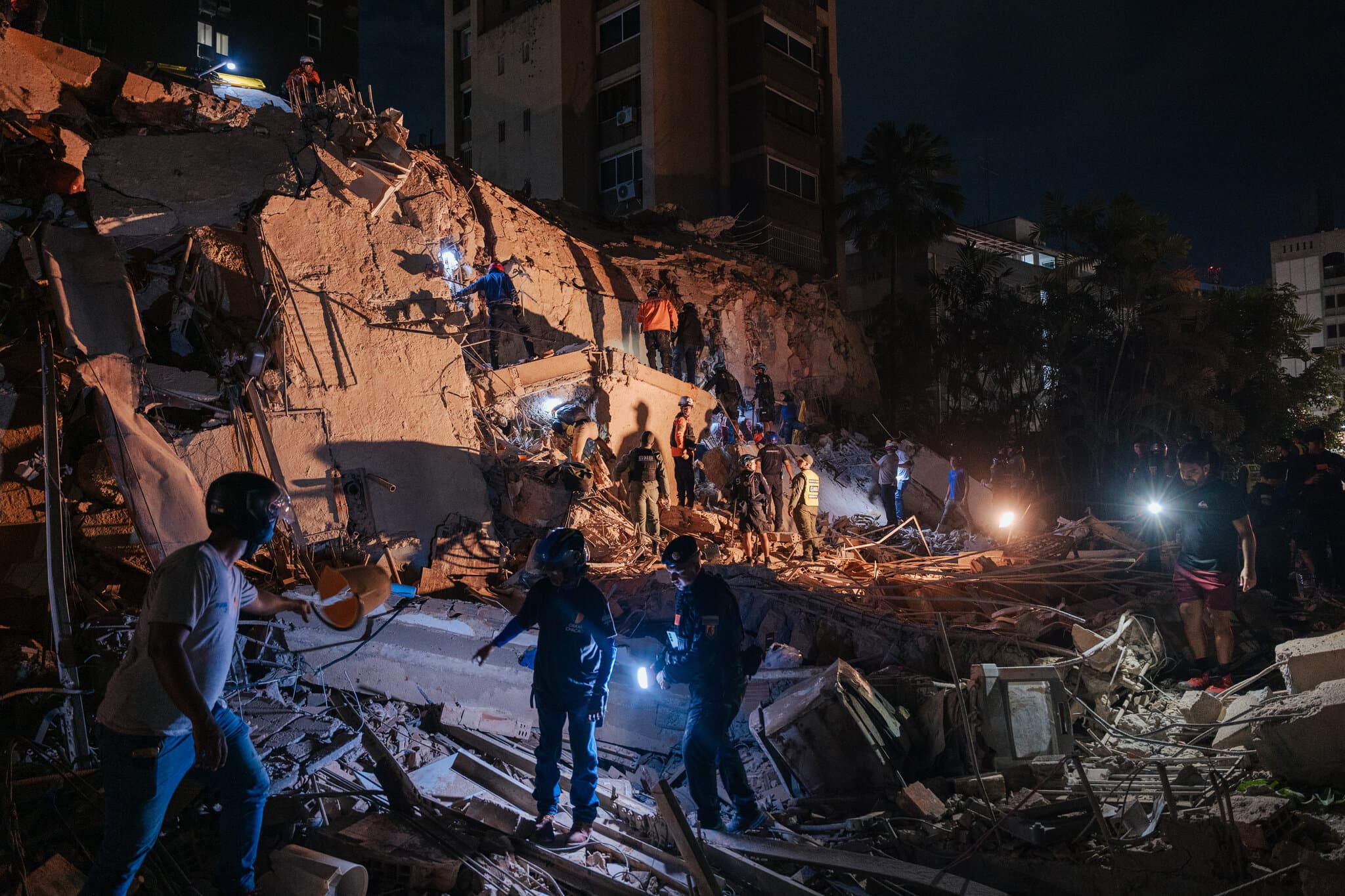 Earthquakes Strike Venezuela