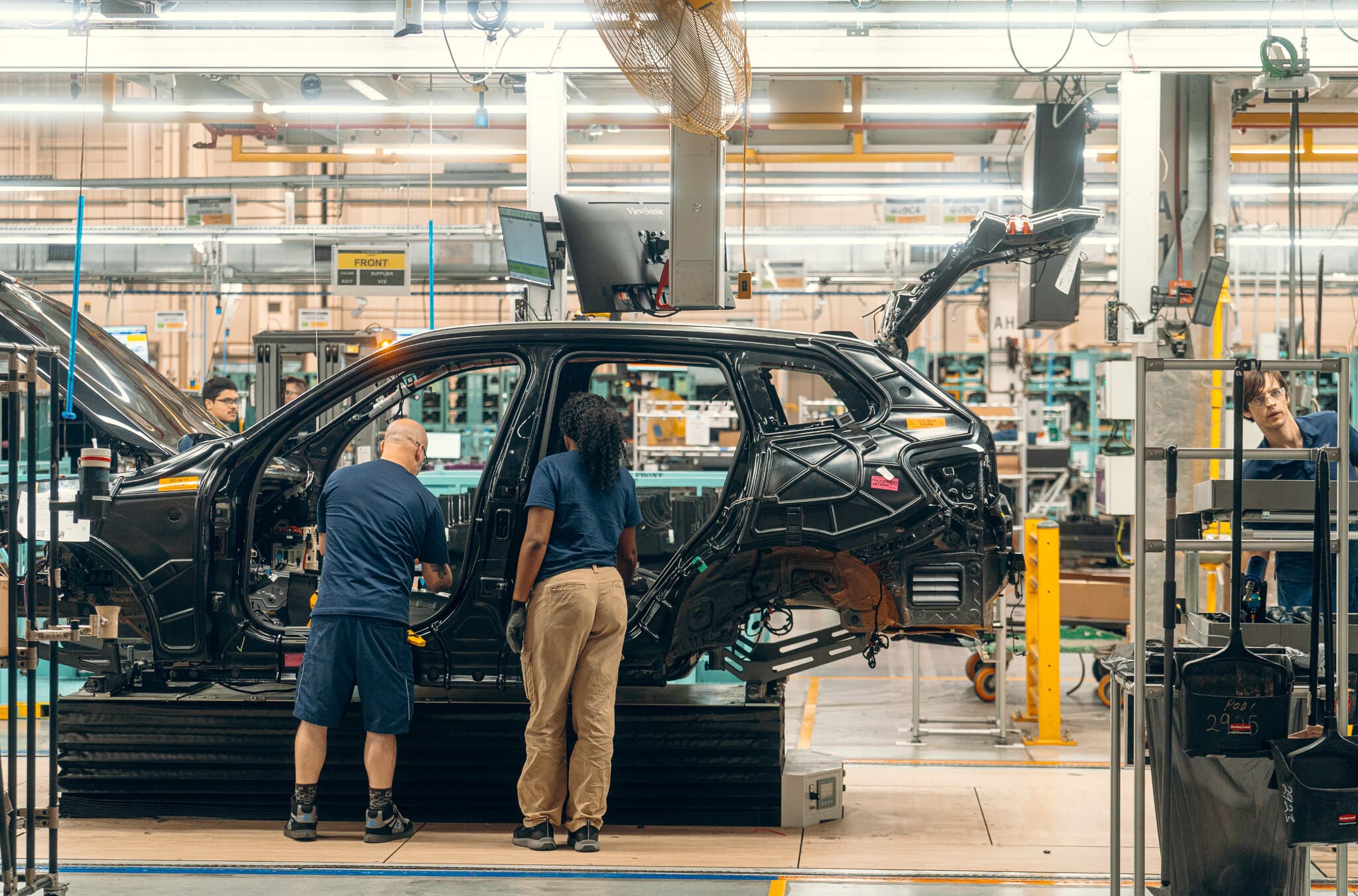 BMW Will Build a New Electric S.U.V. in South Carolina
