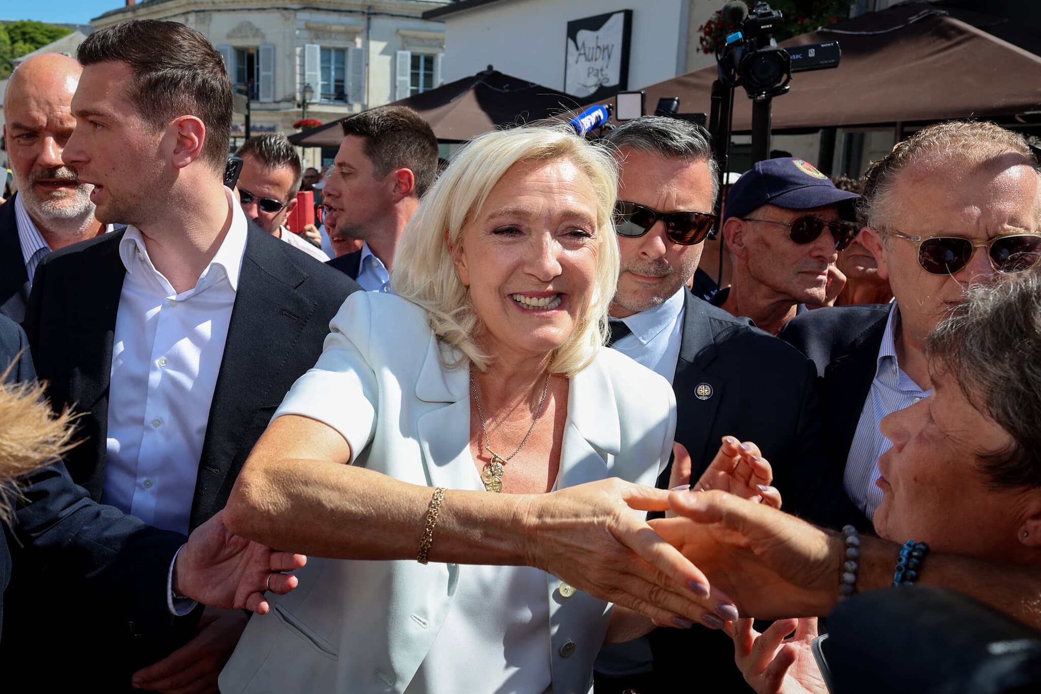 Le Pen Launches Presidential Campaign, in a Twist for French Politics