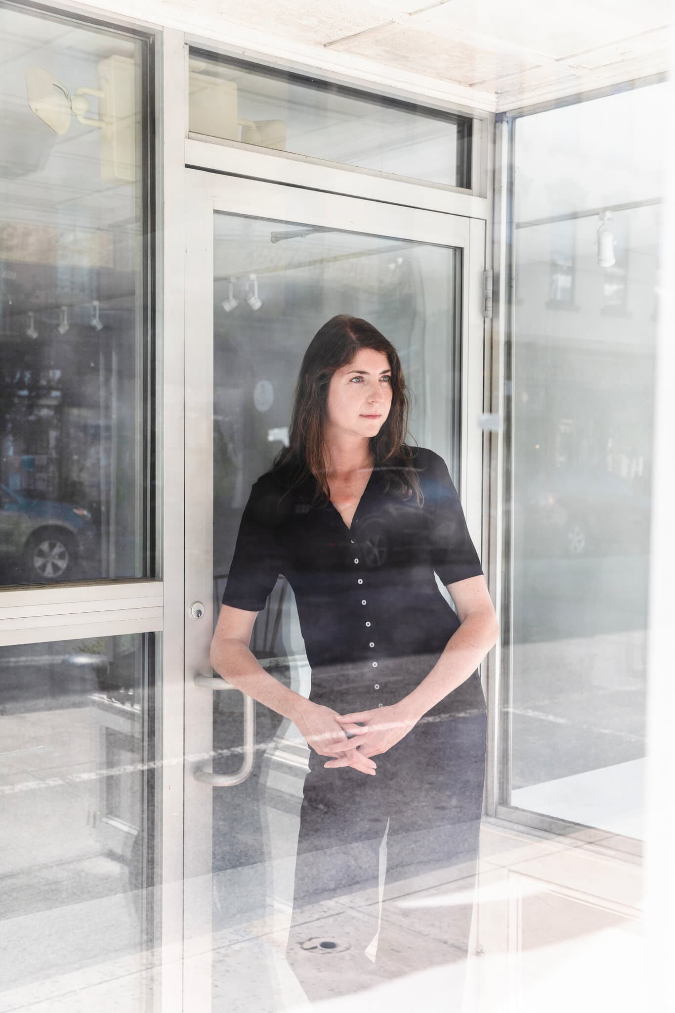 She Became a Private Eye for Her Art. Investigators Had Questions.