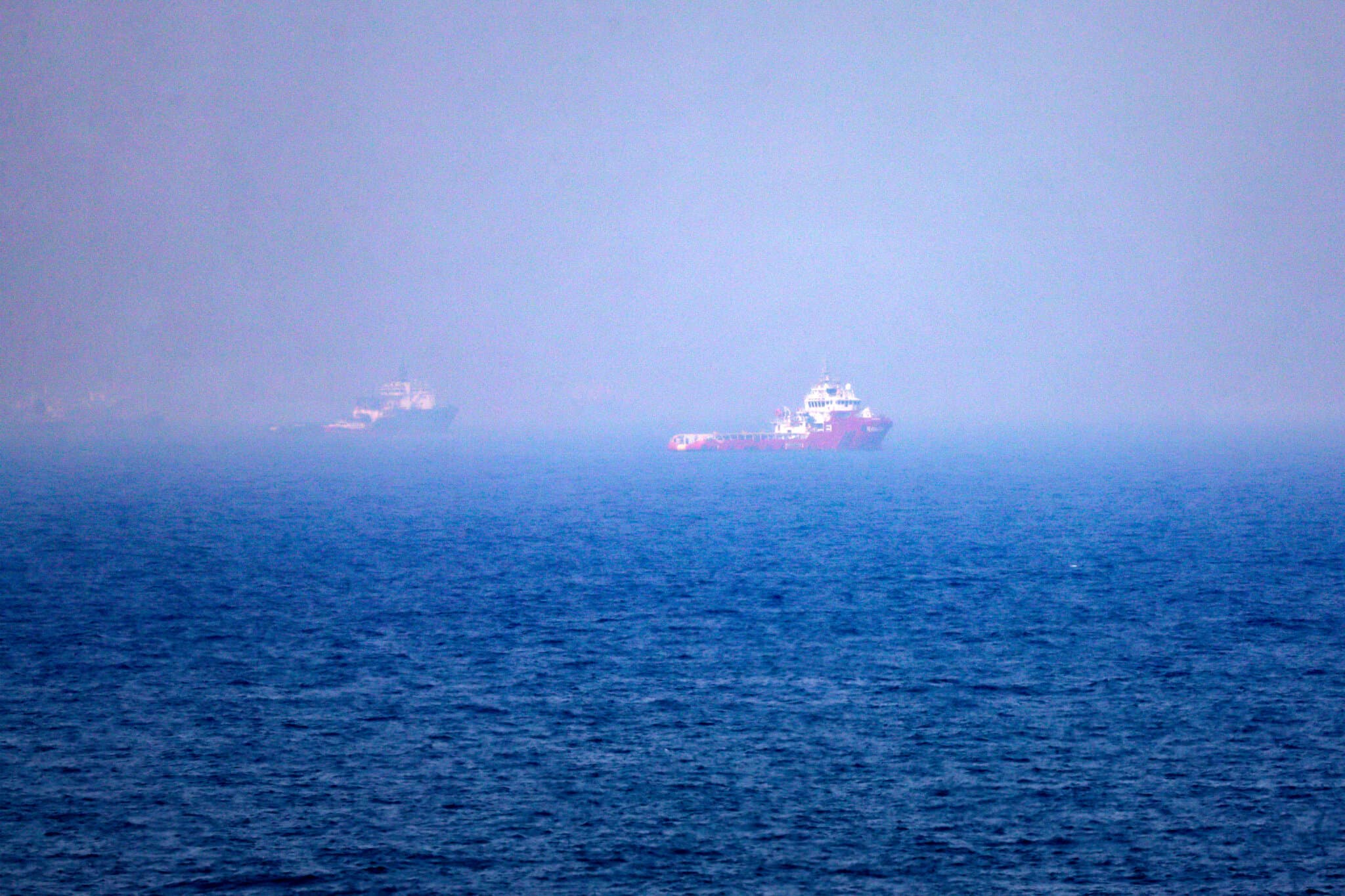 Trump’s Threat to Impose Fees in the Strait of Hormuz Contradicts His Aides