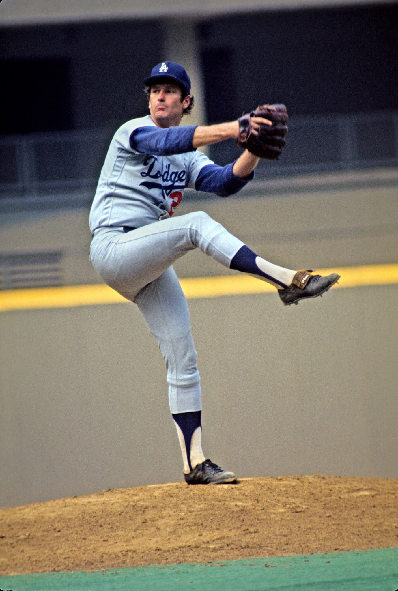 Tommy John, Pitcher Who Gave His Name to Career-Saving Surgery, Dies at 83