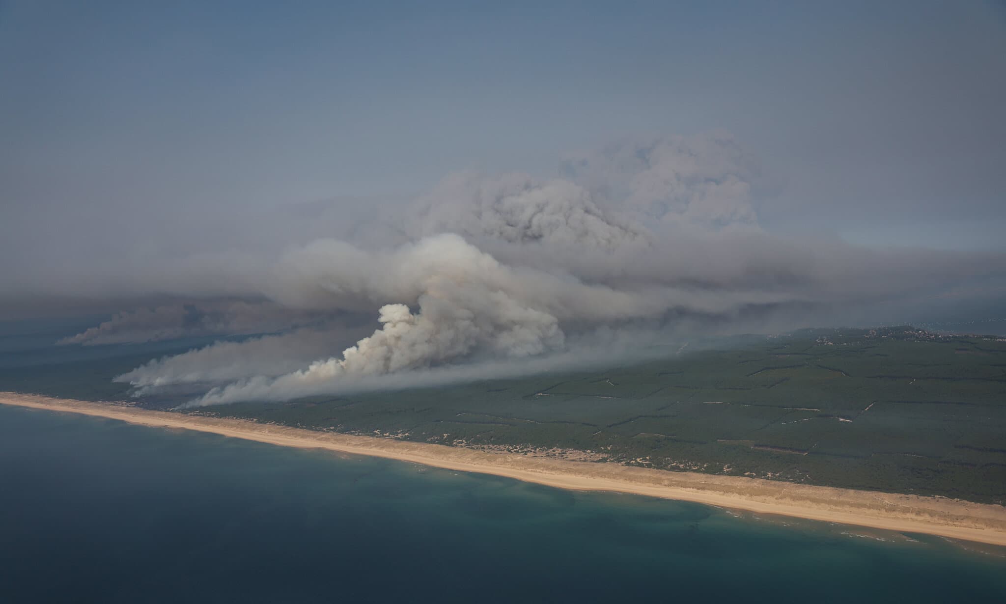Firefighters in France Encounter a ‘Fire Cloud’