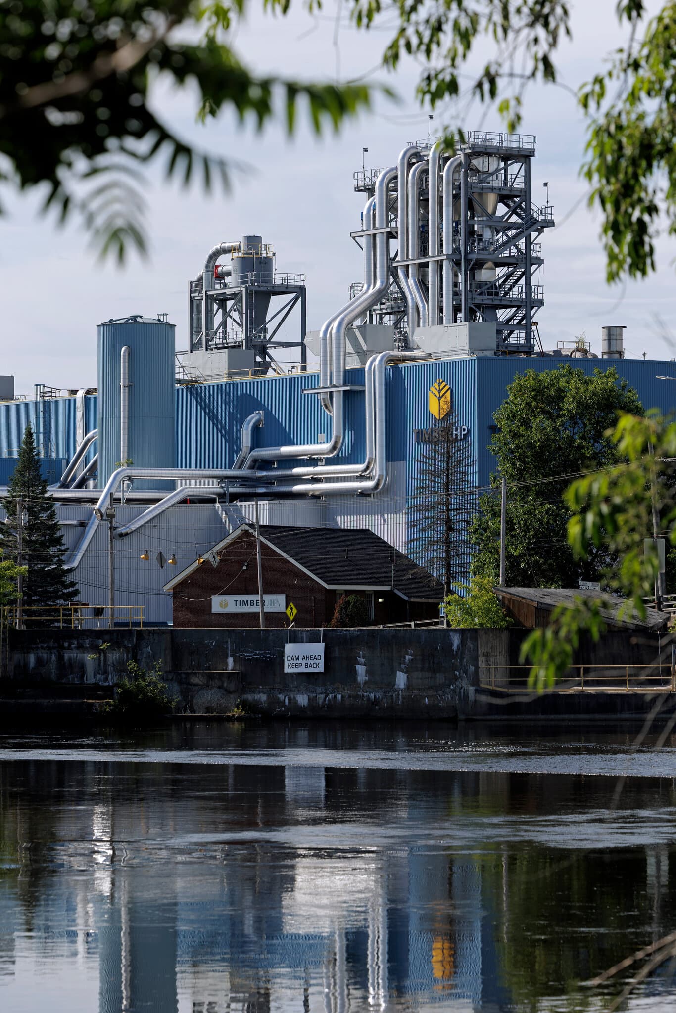 A Maine Town, Once Dependent on a Paper Mill, Tries to Move On