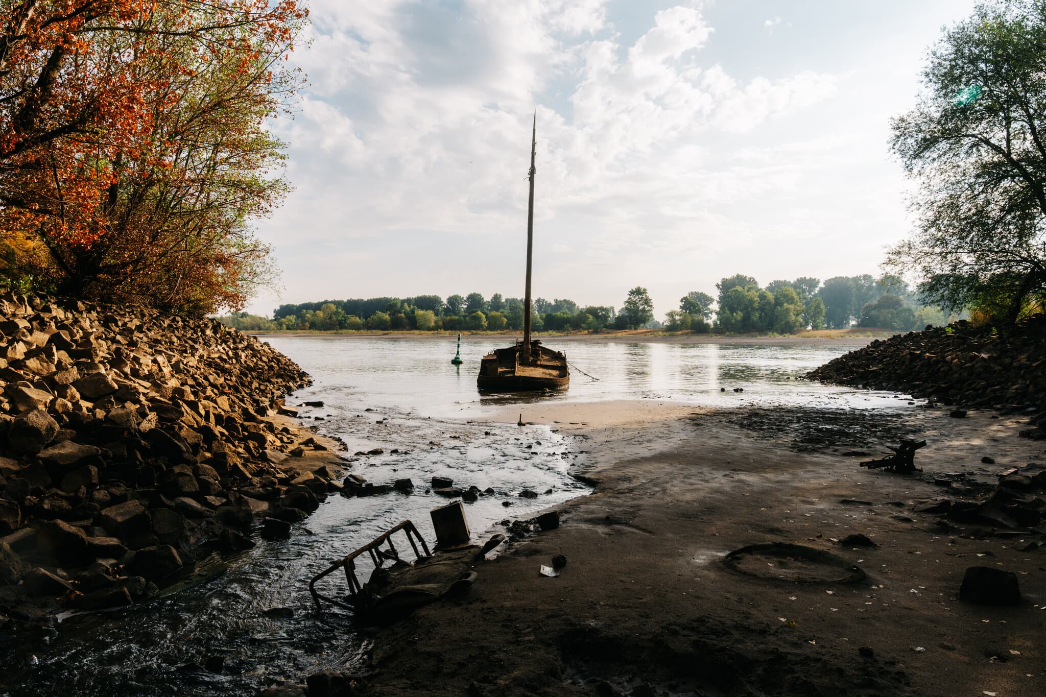 Drought Threatens a Vital Economic Artery in the Heart of Europe